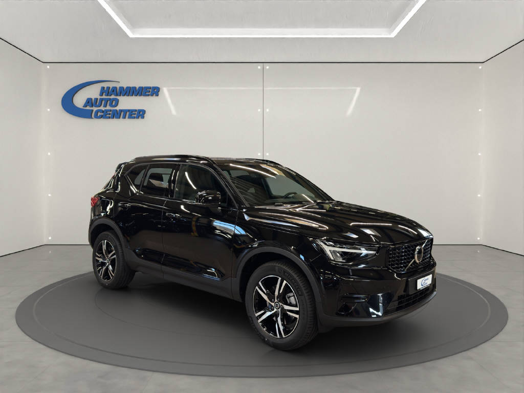 VOLVO XC40 2.0 B3 MH Plus Dark-image-3