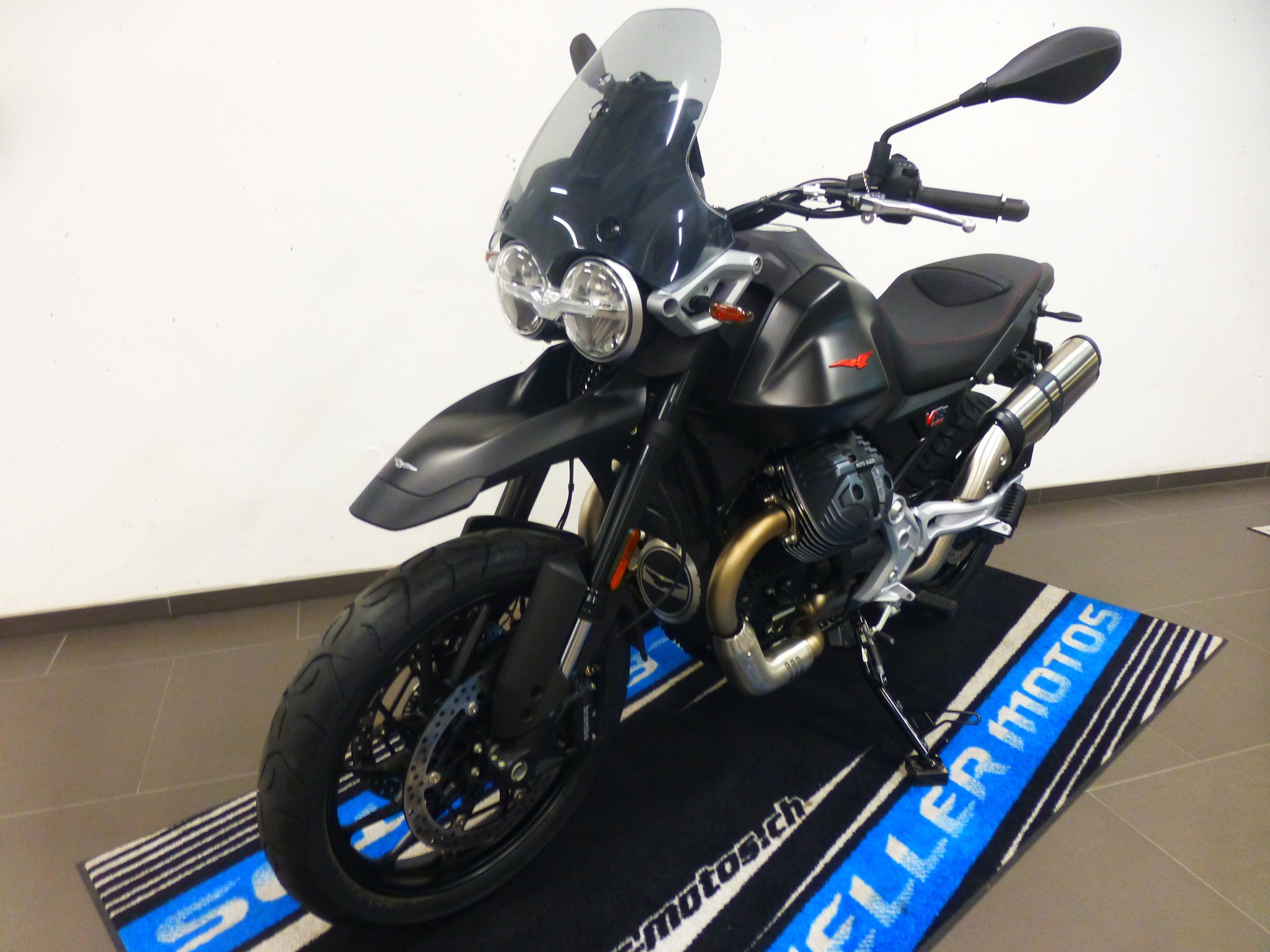 MOTO GUZZI V85 TT Strada E5+-showroom-element-3