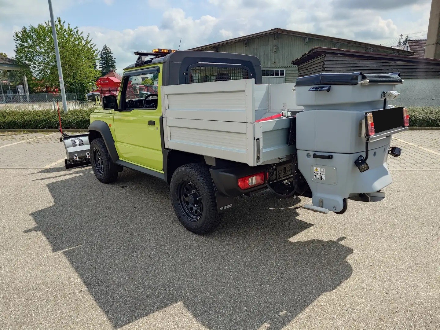 SUZUKI Jimny 1.5 Compact+ 4x4 PickUp Winterdienst-Umbau HILLTIP Schild & Streuer-showroom-element-2