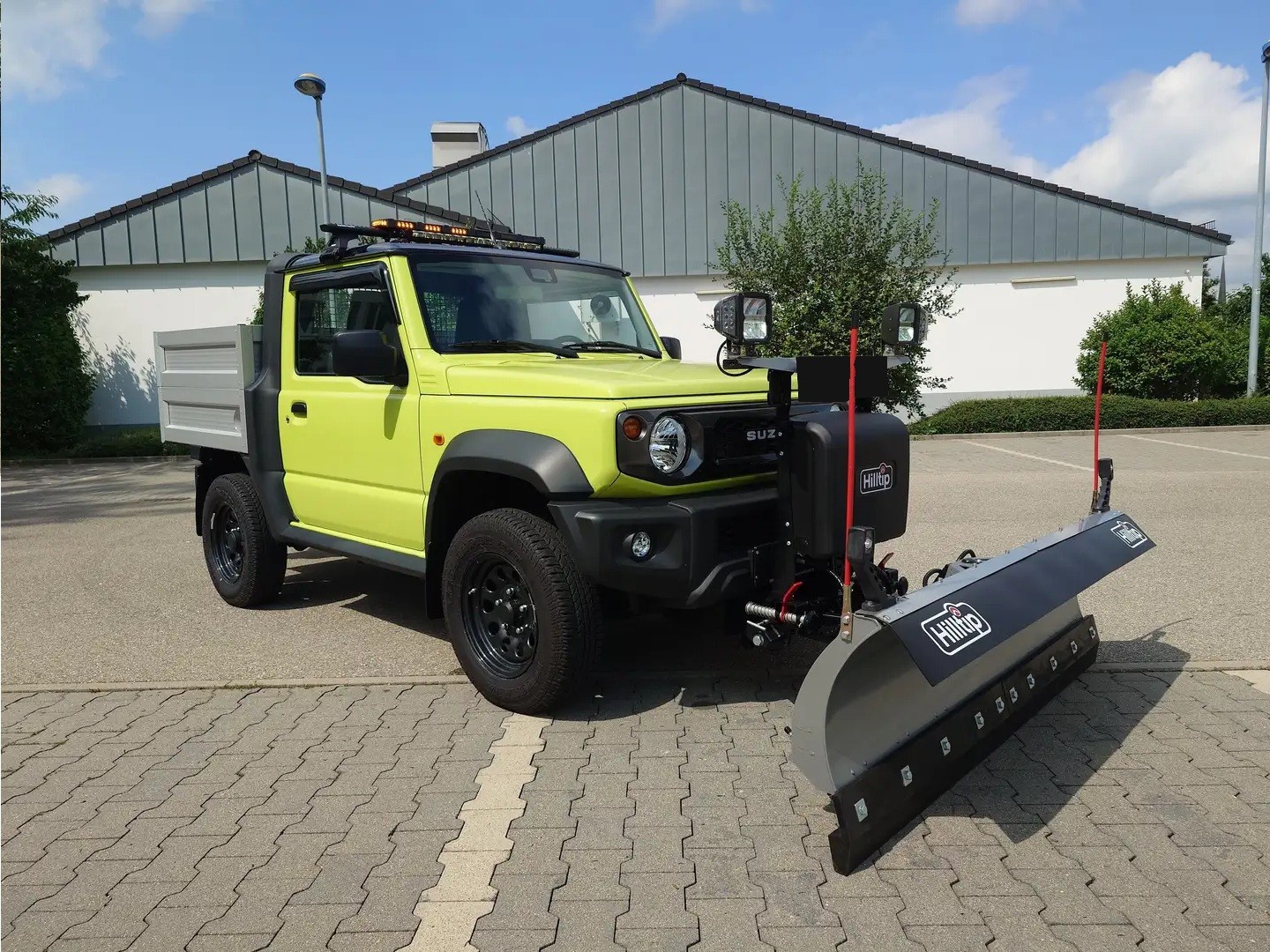 SUZUKI Jimny 1.5 Compact+ 4x4 PickUp Winterdienst-Umbau HILLTIP Schild & Streuer