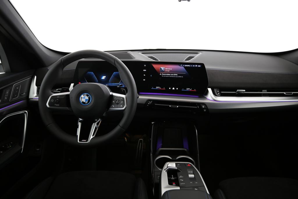BMW X1 25e xDrive-image-4