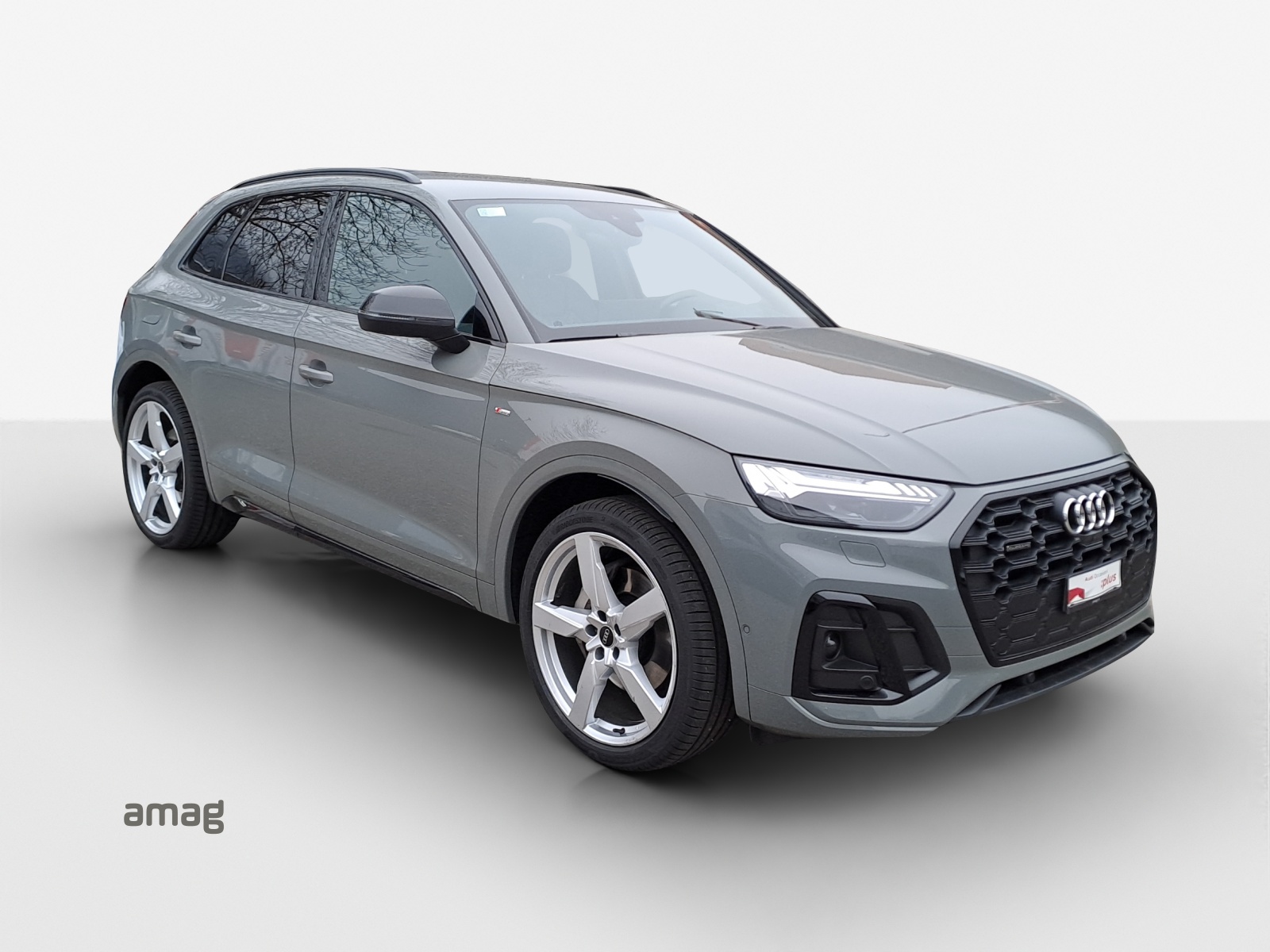 AUDI Q5 50 TFSI e PHEV S line quattro S-tronic-image-6