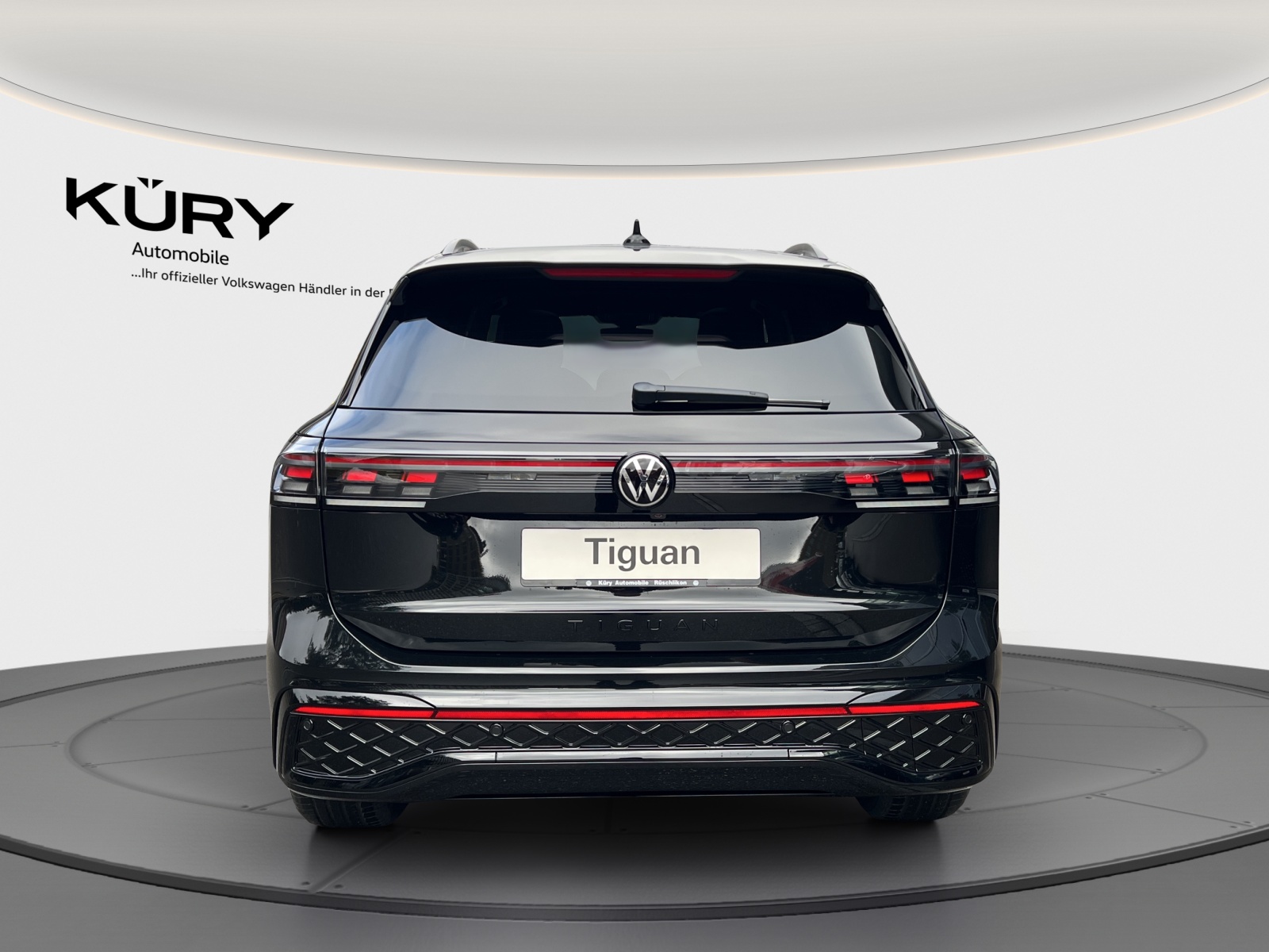 VW Tiguan 2.0 TSI DSG R-Line 4Motion-image-5