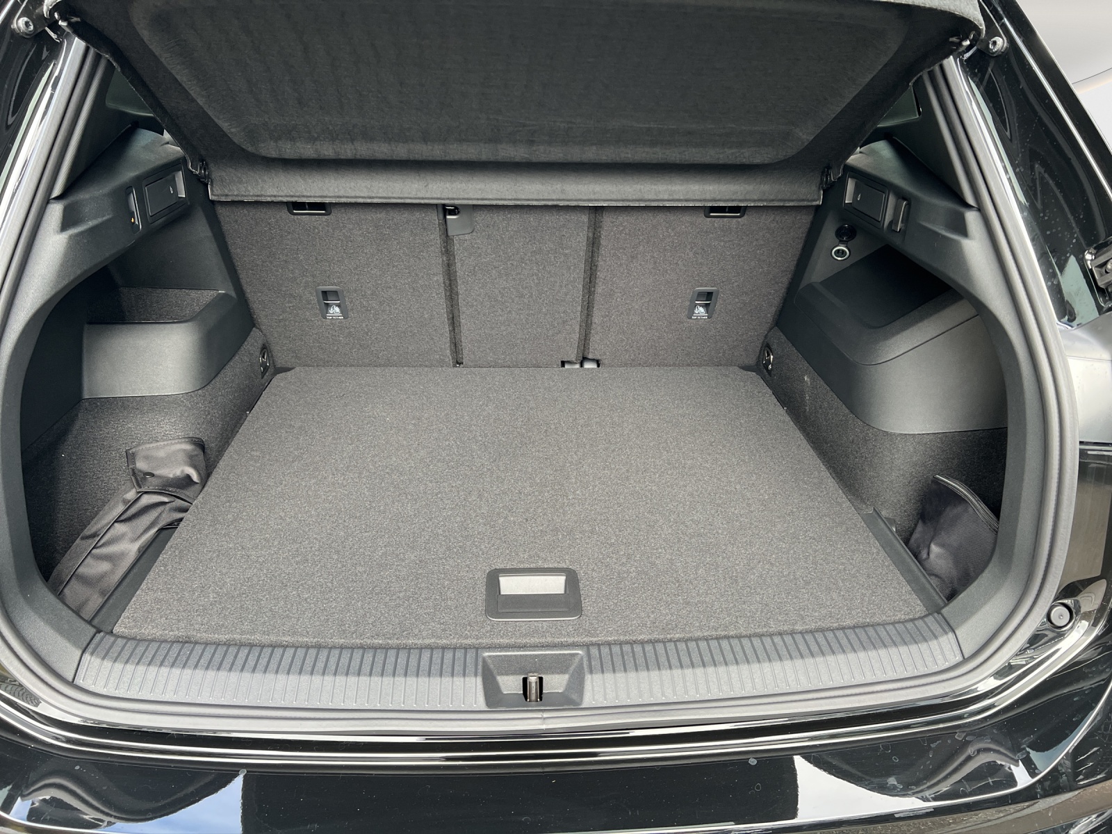 VW Tiguan 2.0 TSI DSG R-Line 4Motion-image-12