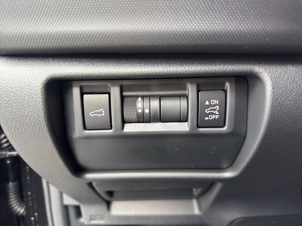 SUBARU Forester Station 2.0i e-Boxer-image-16
