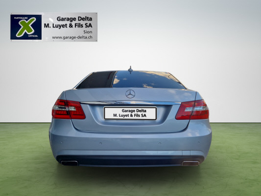 MERCEDES-BENZ E 250 CGI BlueEff Avgarde-image-5