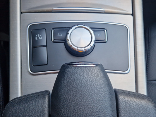 MERCEDES-BENZ E 250 CGI BlueEff Avgarde-image-10