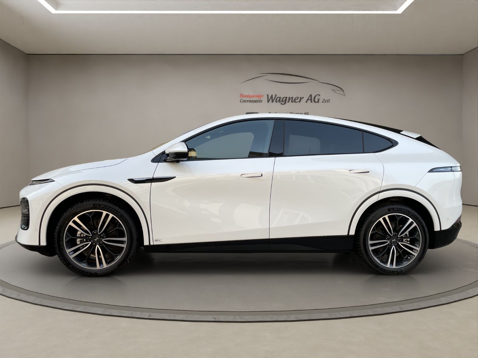 XPENG G6 Performance AWD-image-1