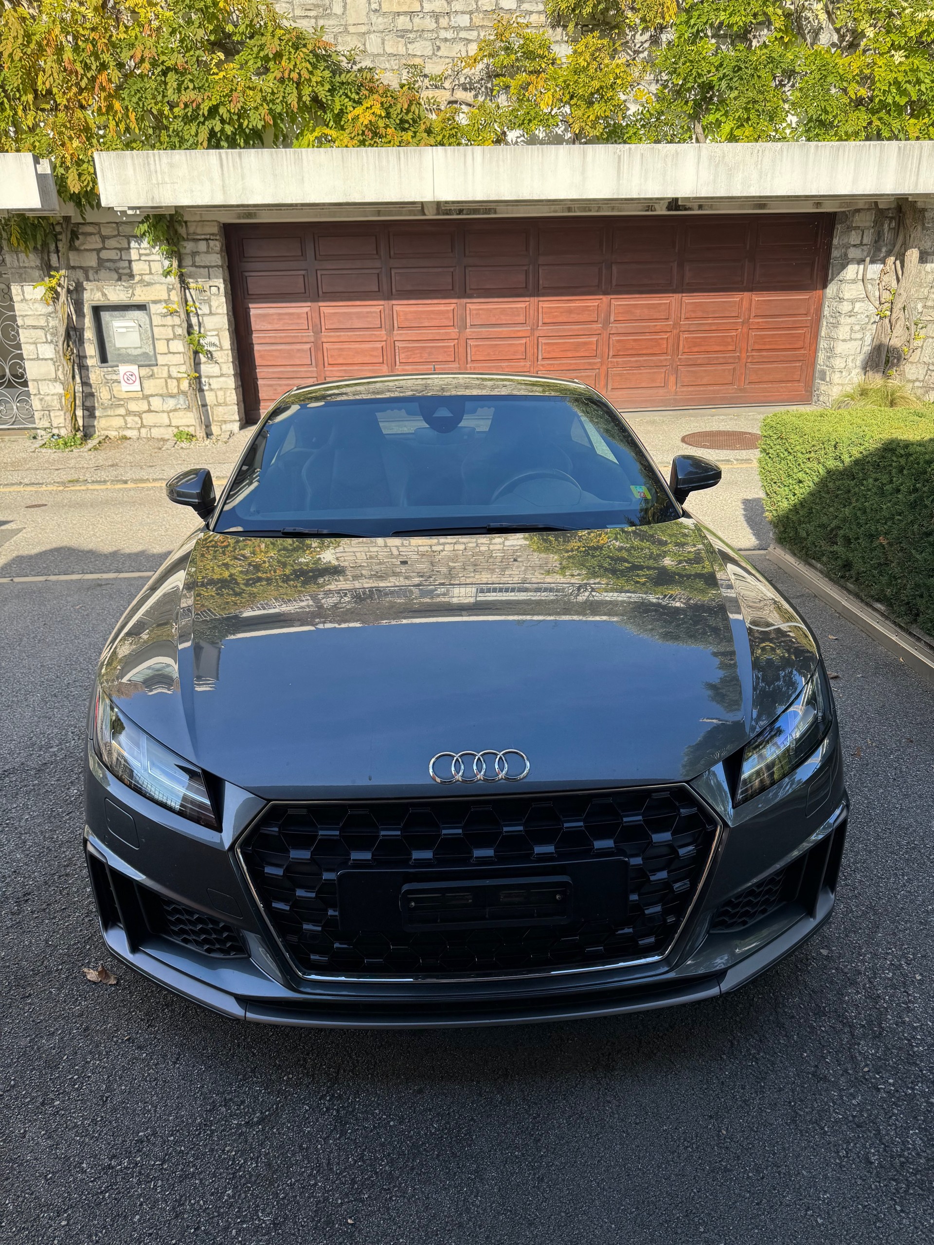 AUDI TT Coupé 40 TFSI S-tronic-image-2