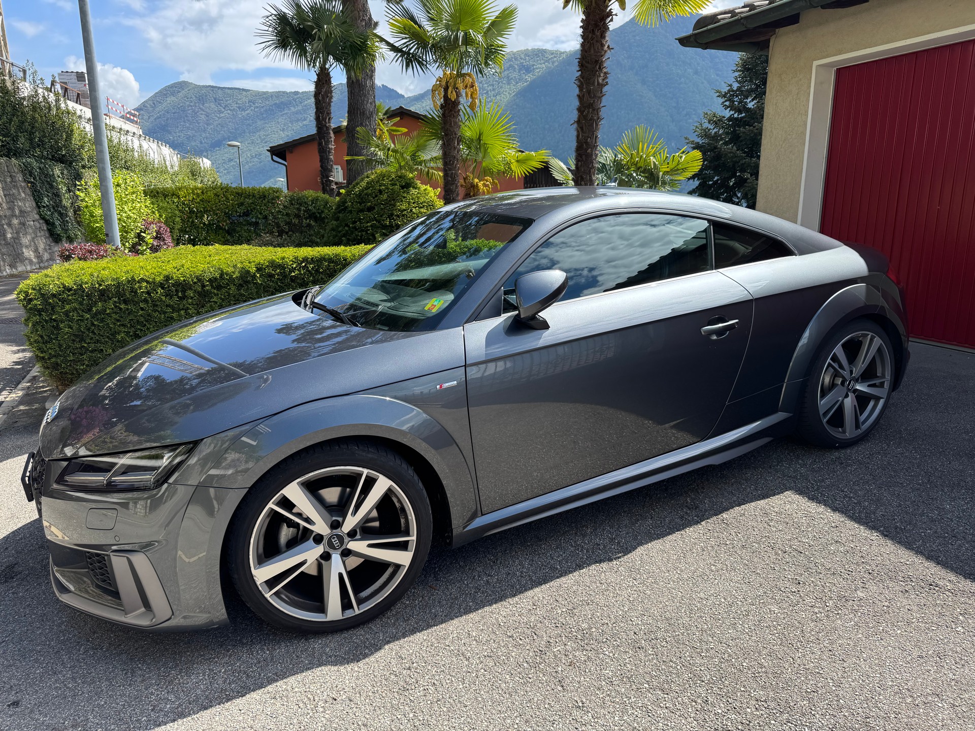 AUDI TT Coupé 40 TFSI S-tronic-image-0
