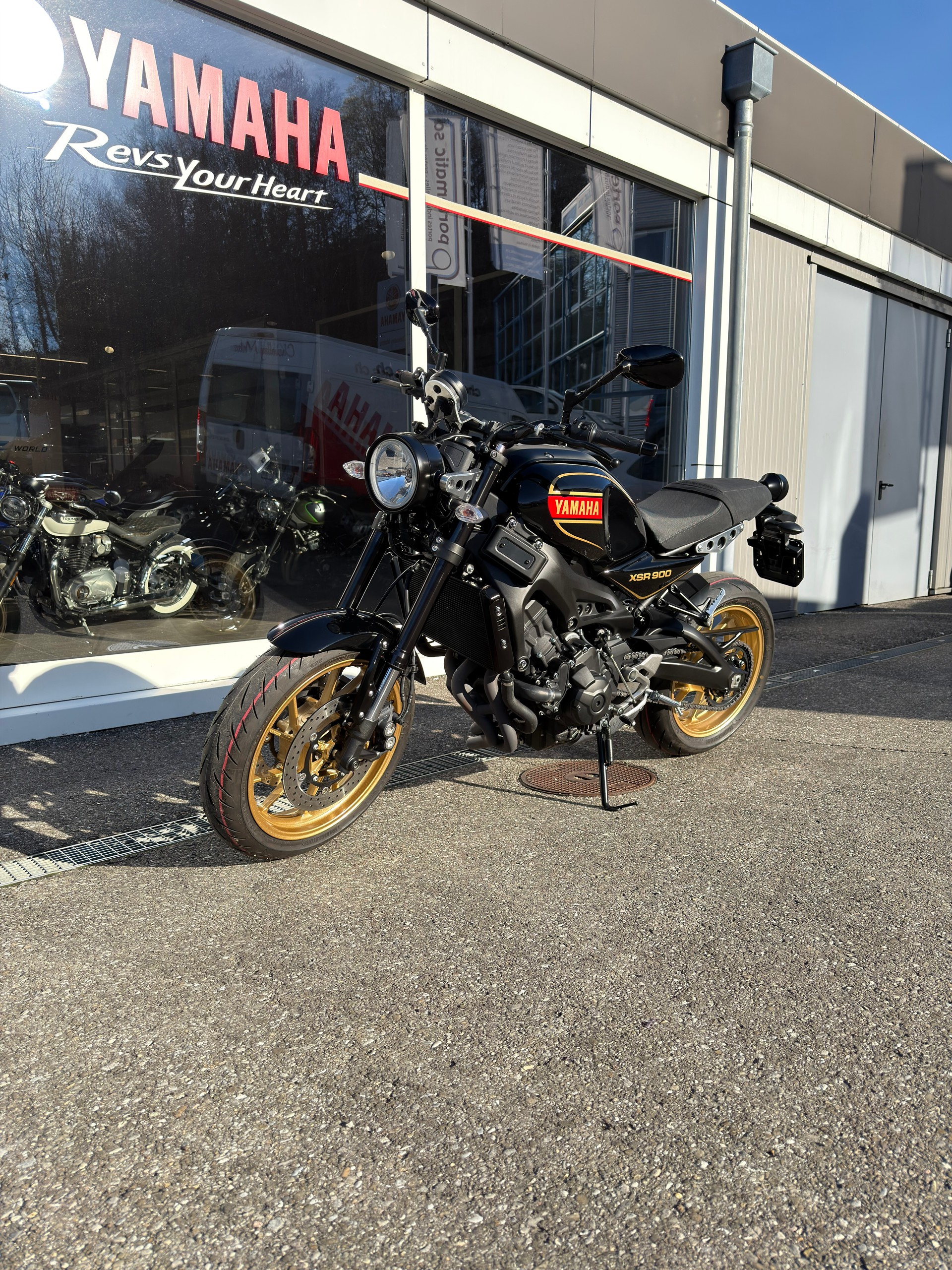 YAMAHA XSR 900 80 Black / DEPOT-VENTE