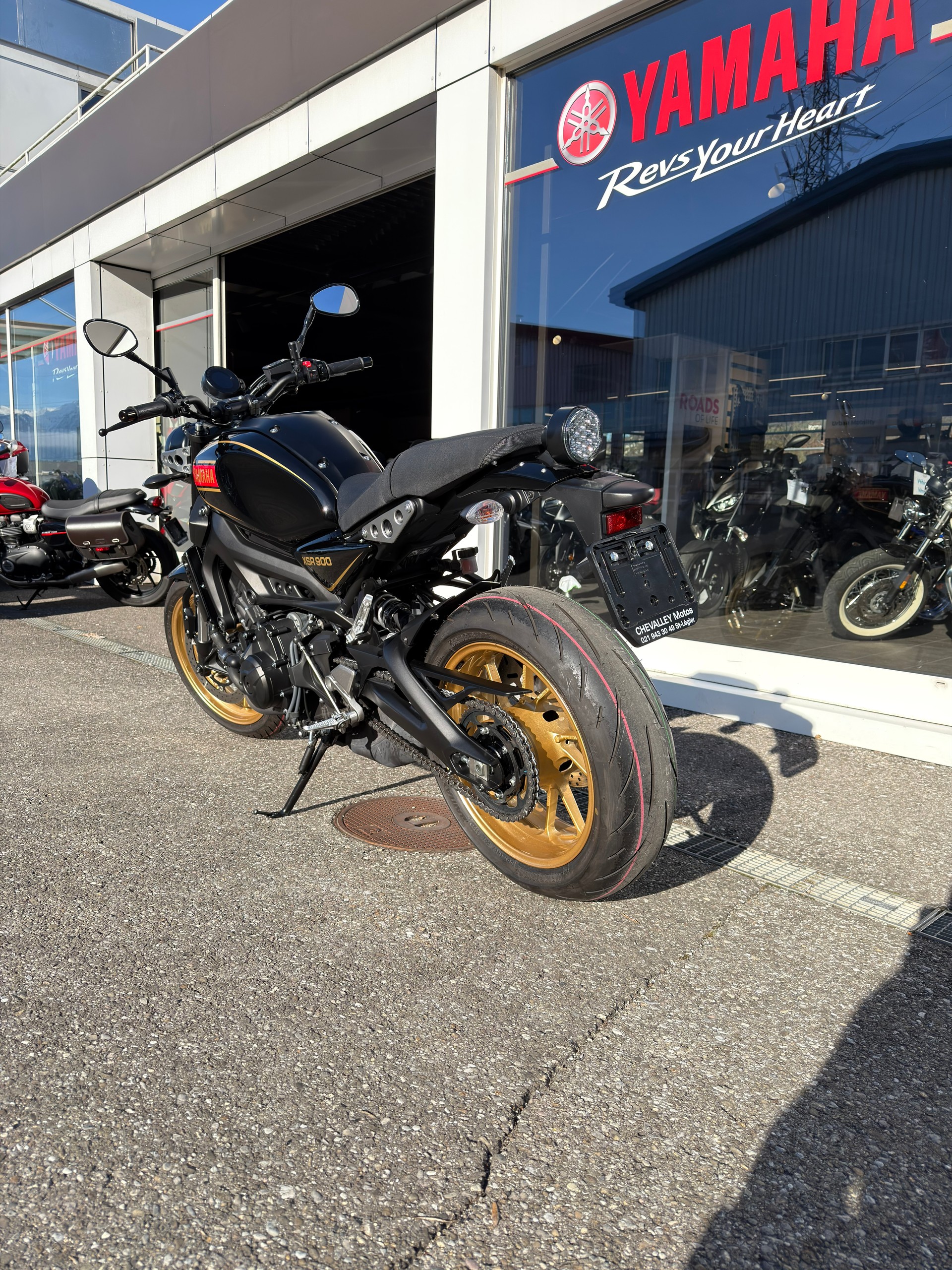 YAMAHA XSR 900 80 Black / DEPOT-VENTE-image-2
