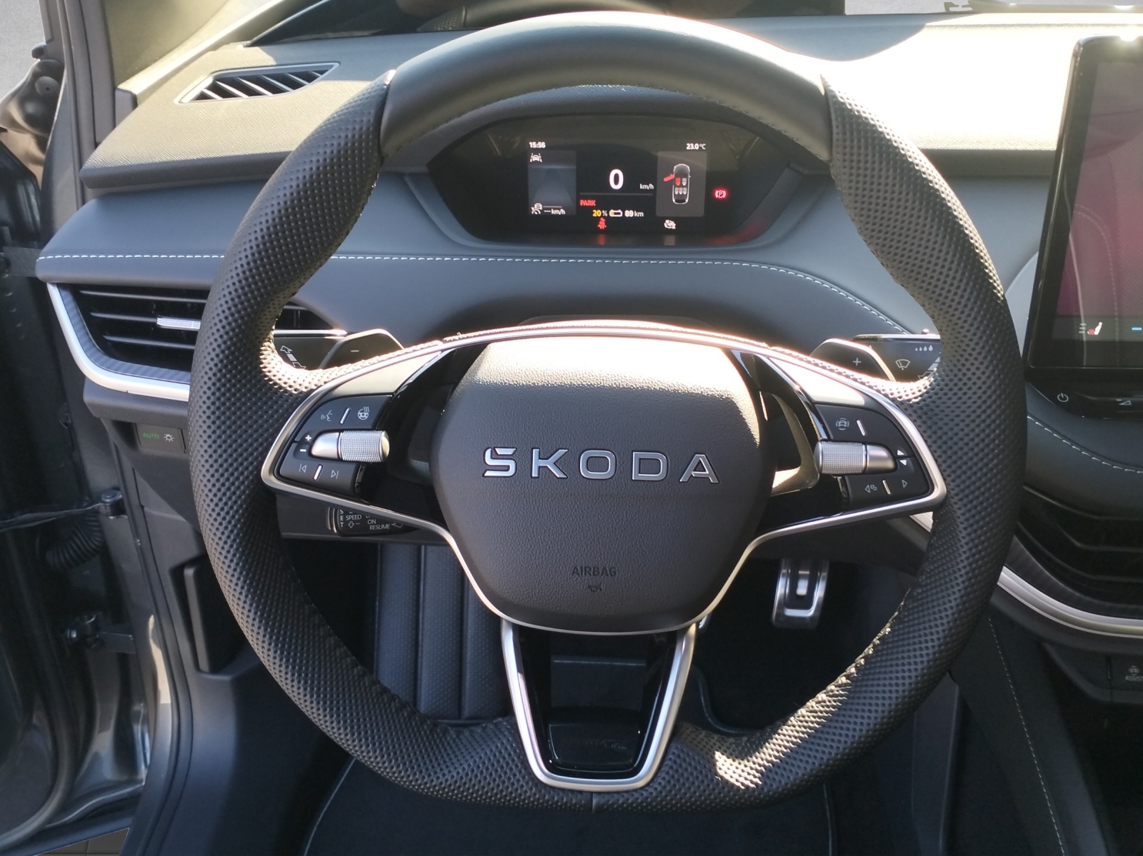 SKODA Enyaq 85 Sportline-image-7
