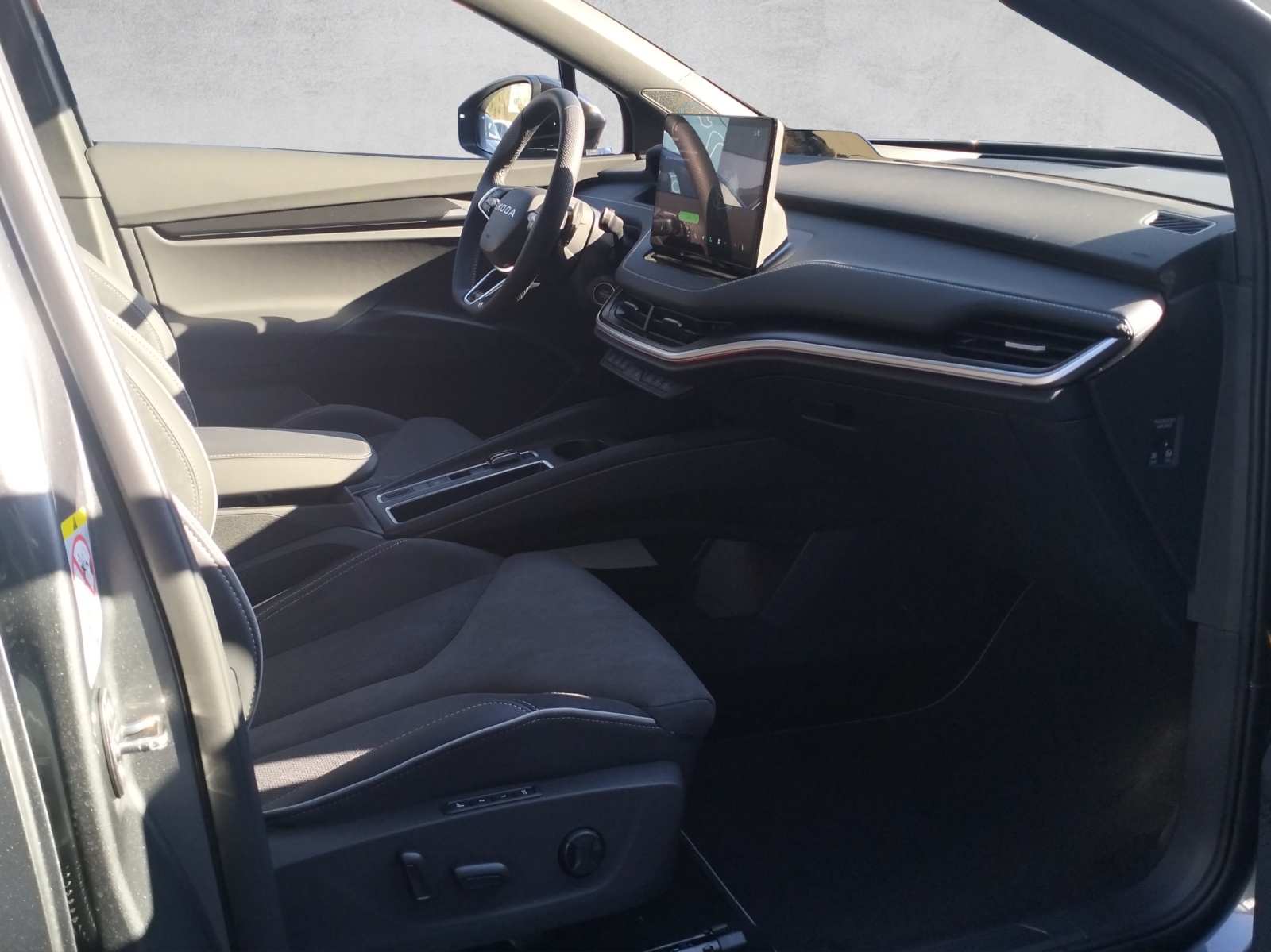 SKODA Enyaq 85 Sportline-image-10
