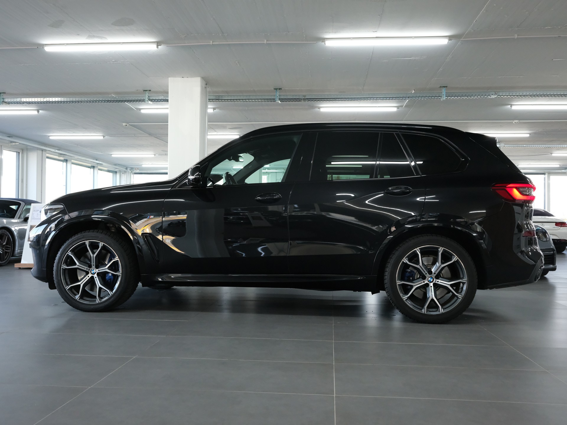 BMW X5 xDrive 40i xLine Steptronic-image-4