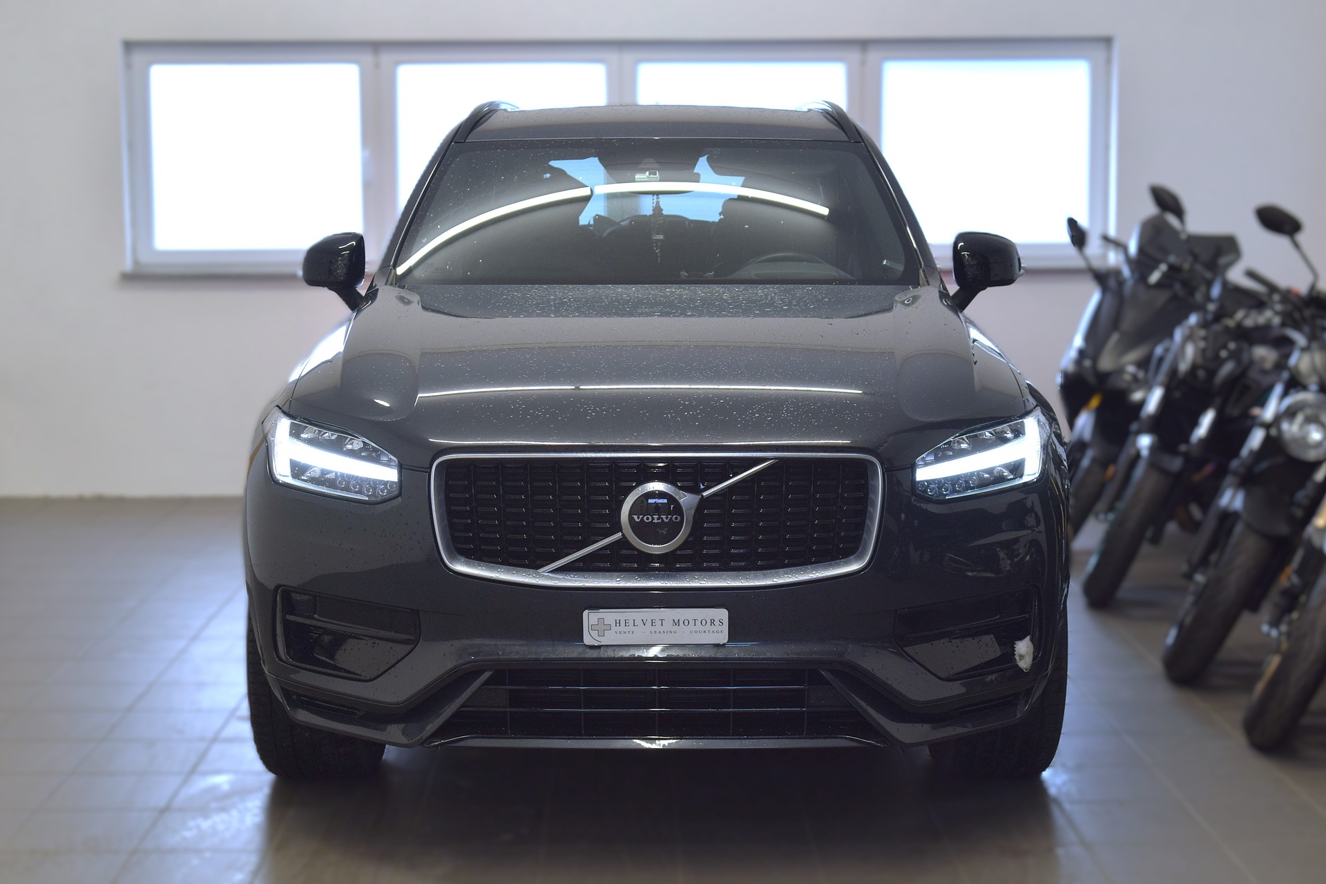 VOLVO XC90 T5 AWD R-Design Geartronic-image-1