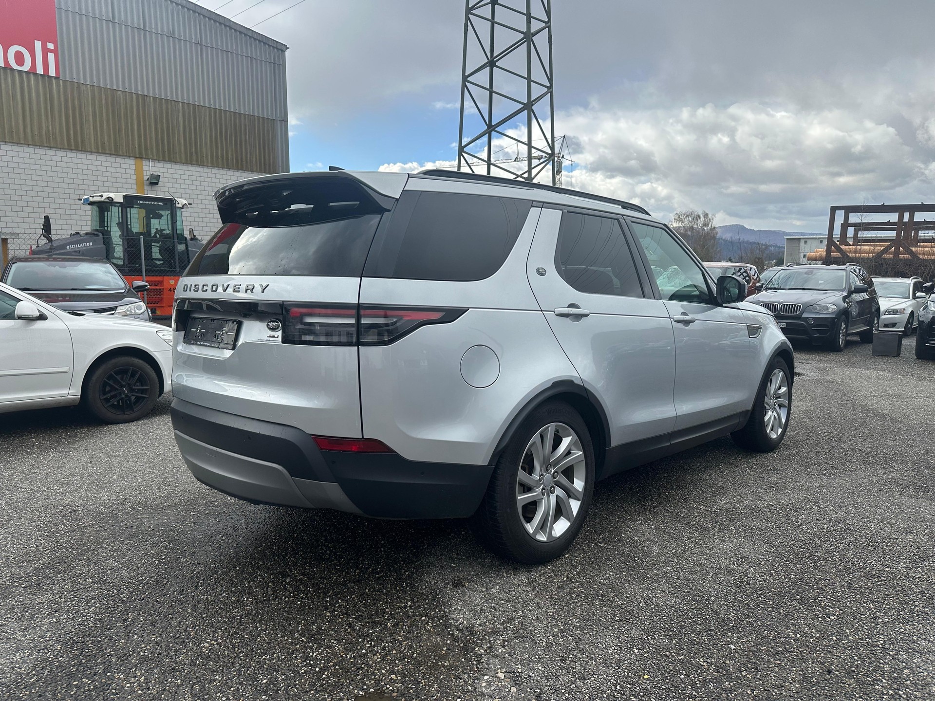LAND ROVER Discovery 3.0 SDV6 HSE Automatic-image-4