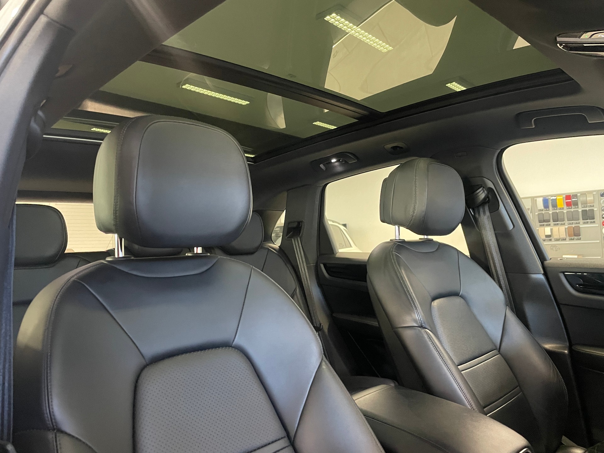 PORSCHE Cayenne-image-20