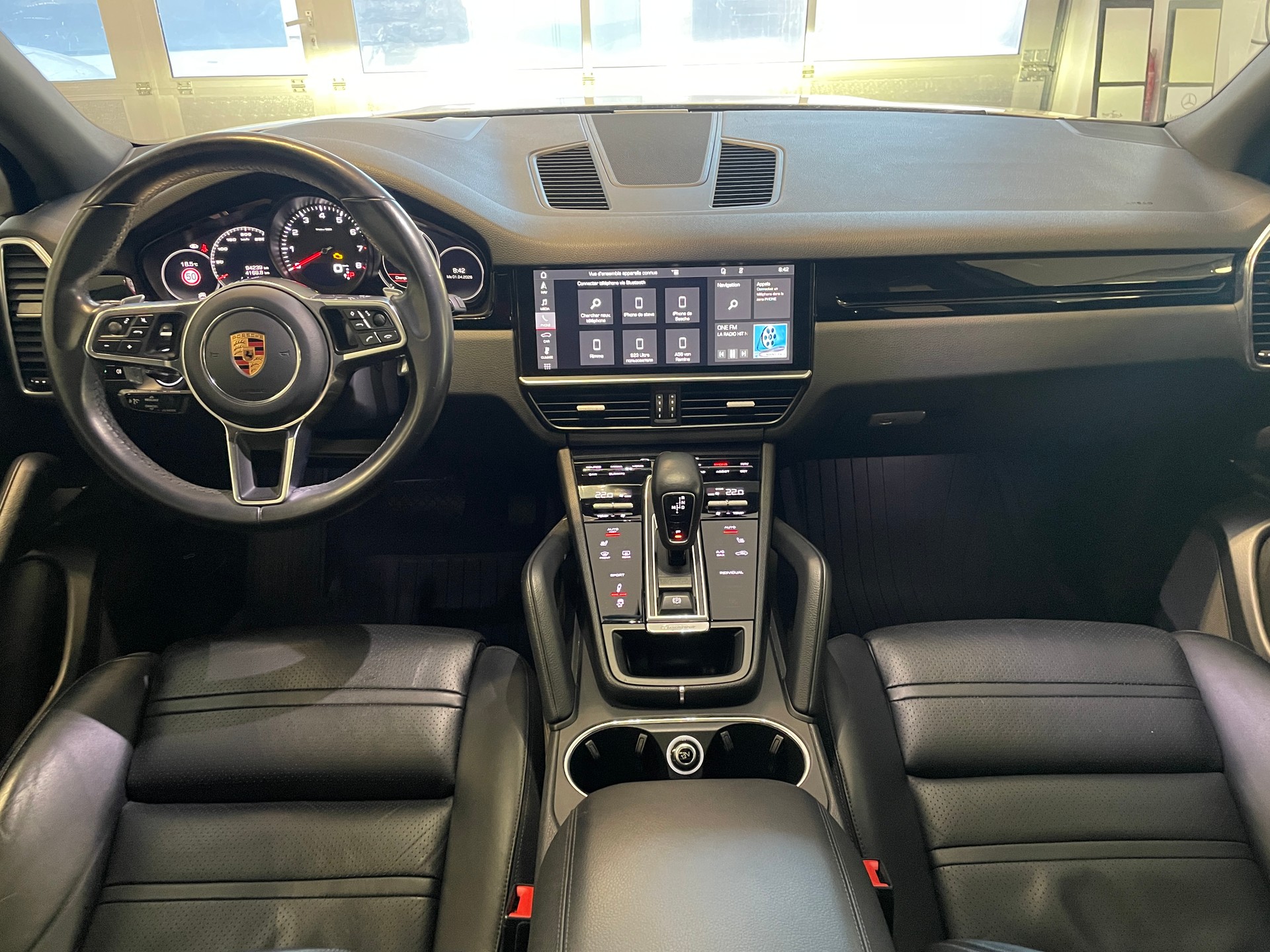 PORSCHE Cayenne-image-10