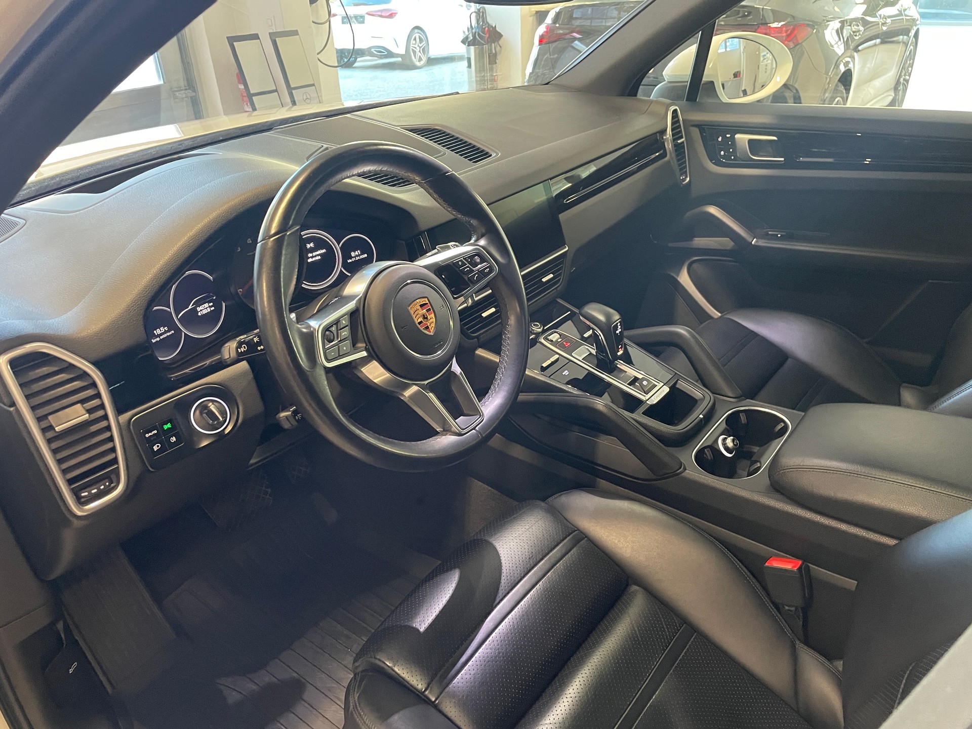 PORSCHE Cayenne-image-8