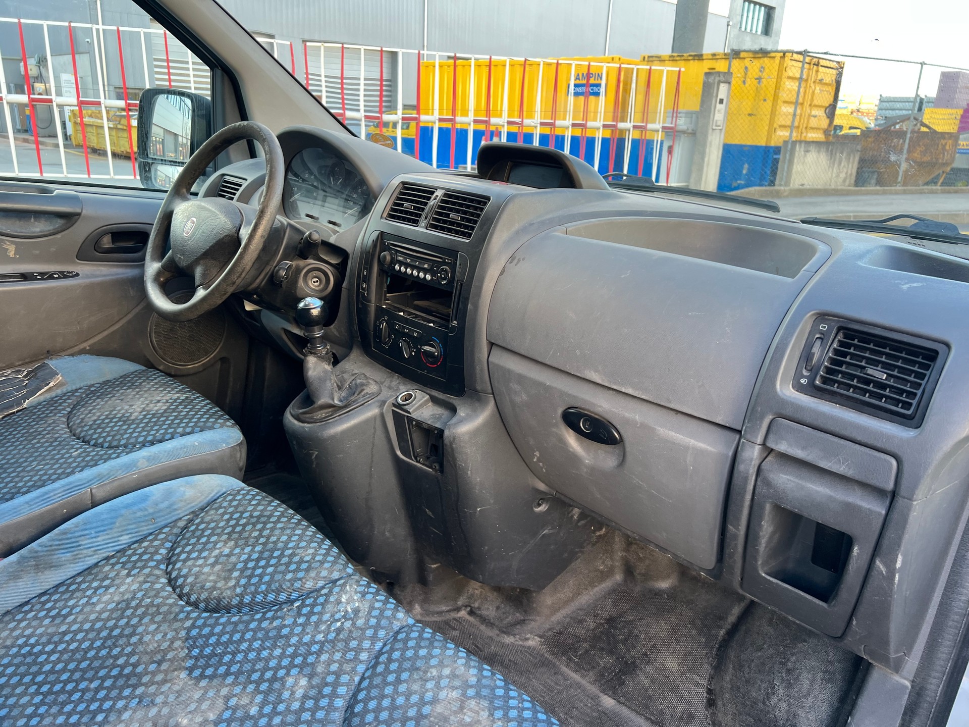 FIAT Scudo 2.0 JTD Comfort 1.2t-image-14