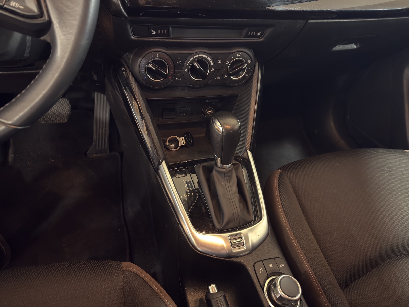 Image MAZDA 2 2 SKYACTIV-G 90 Ambition Automat