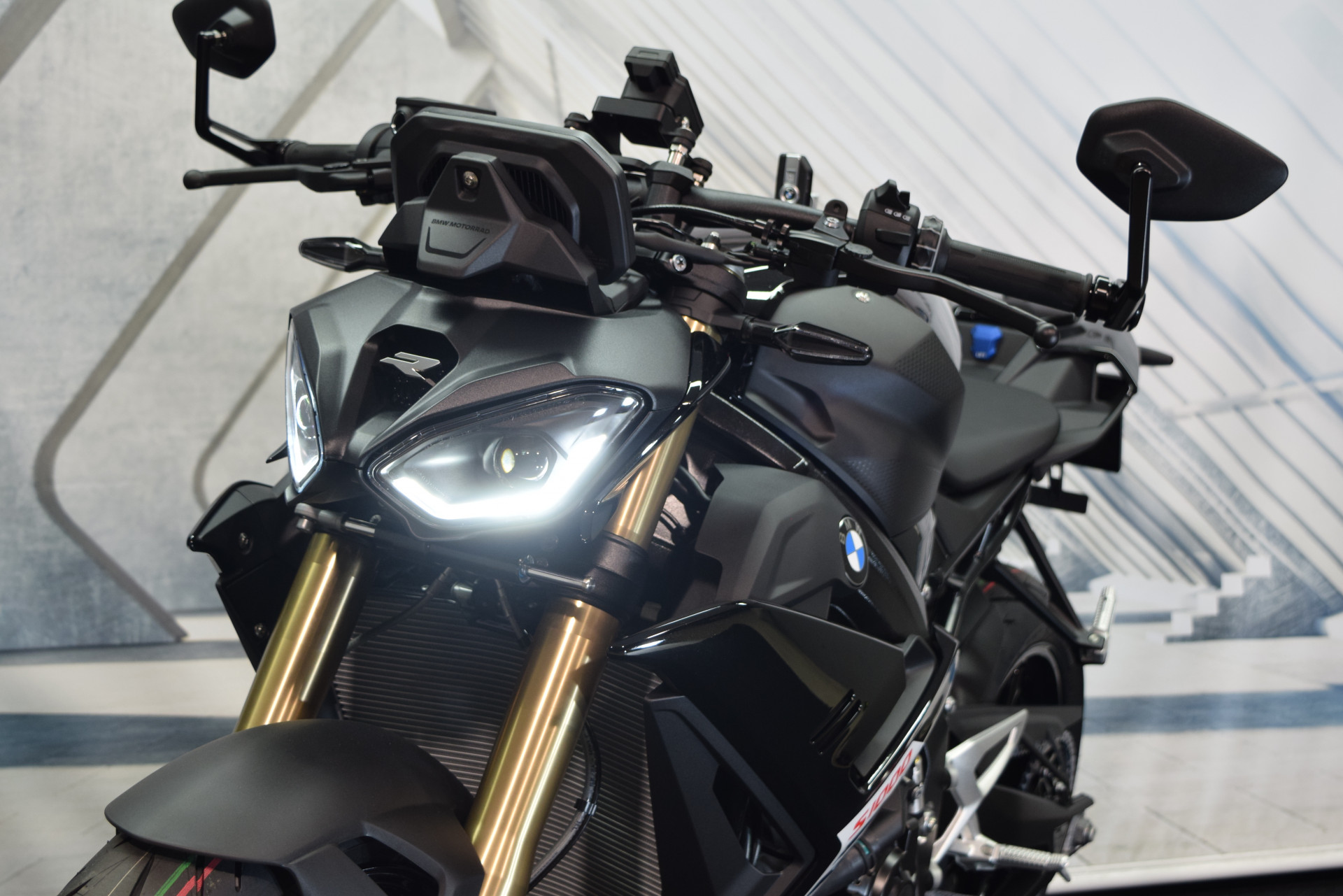 BMW S 1000 R Vollausstattung-image-9