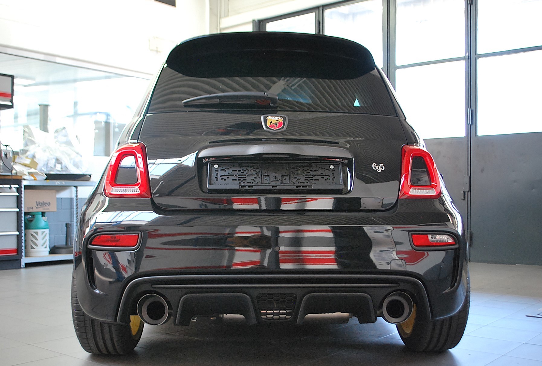 FIAT 695 1.4 16V Turbo Abarth Competizione-image-4
