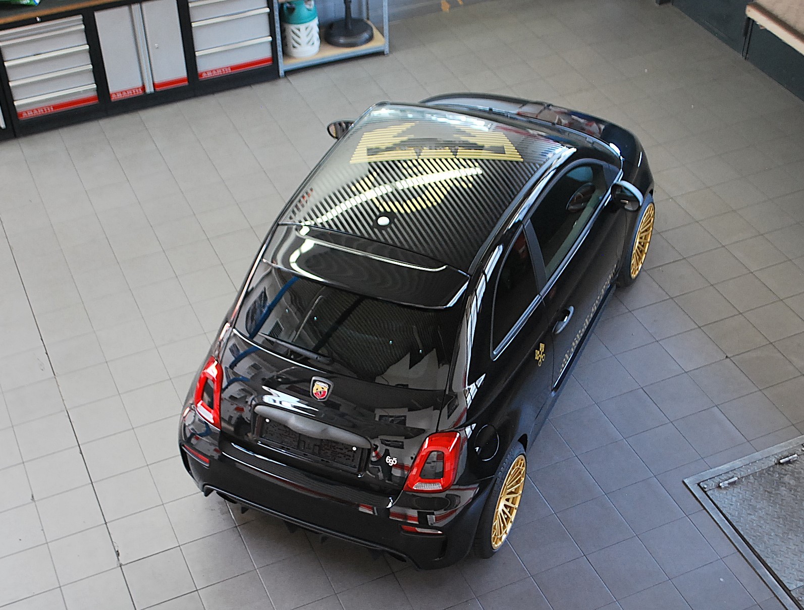 FIAT 695 1.4 16V Turbo Abarth Competizione-image-8