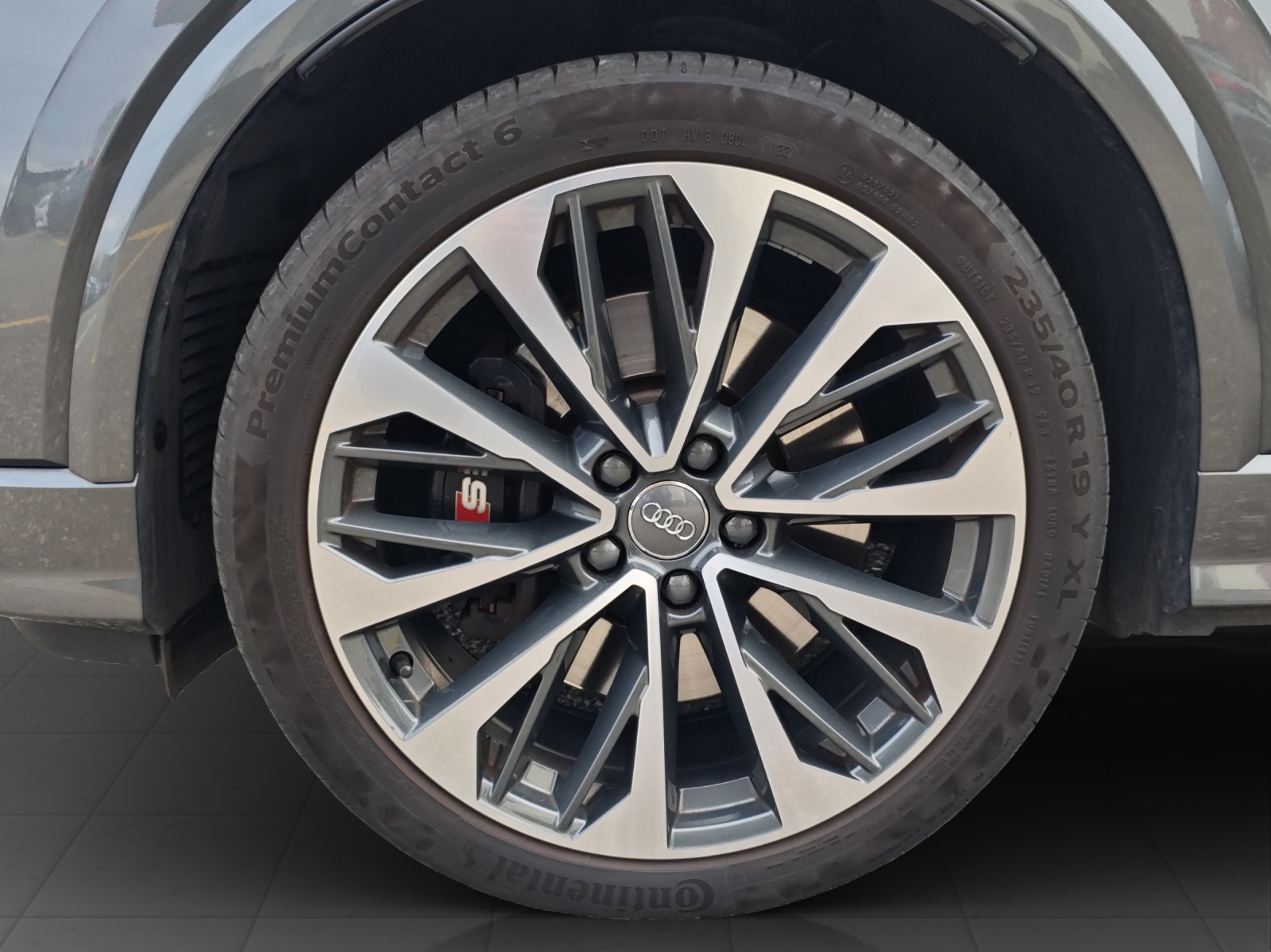 AUDI SQ2 TFSI quattro S-tronic-image-7