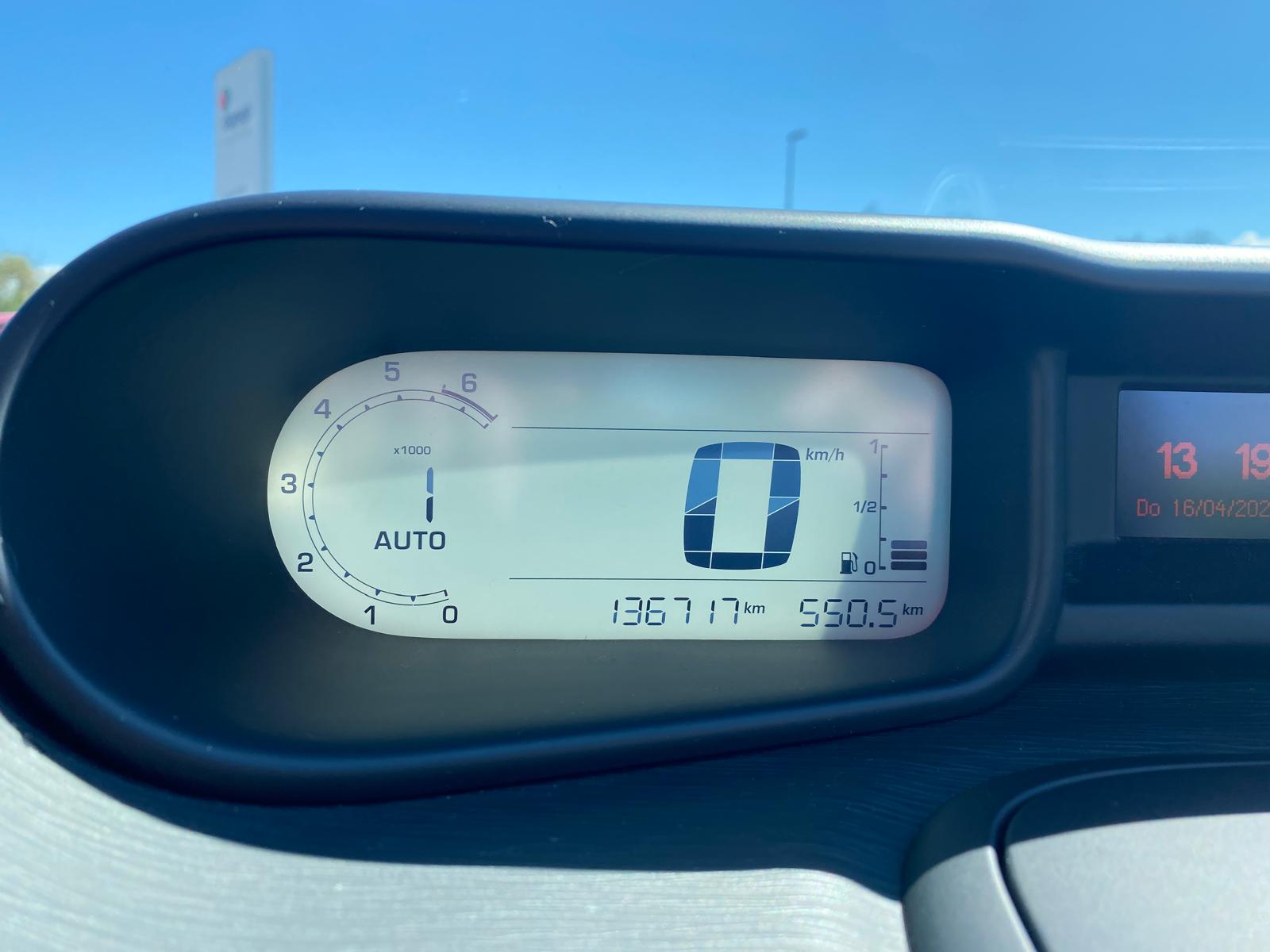 CITROEN C3 Picasso 1.6i 16V Exclusive EGS6-image-9