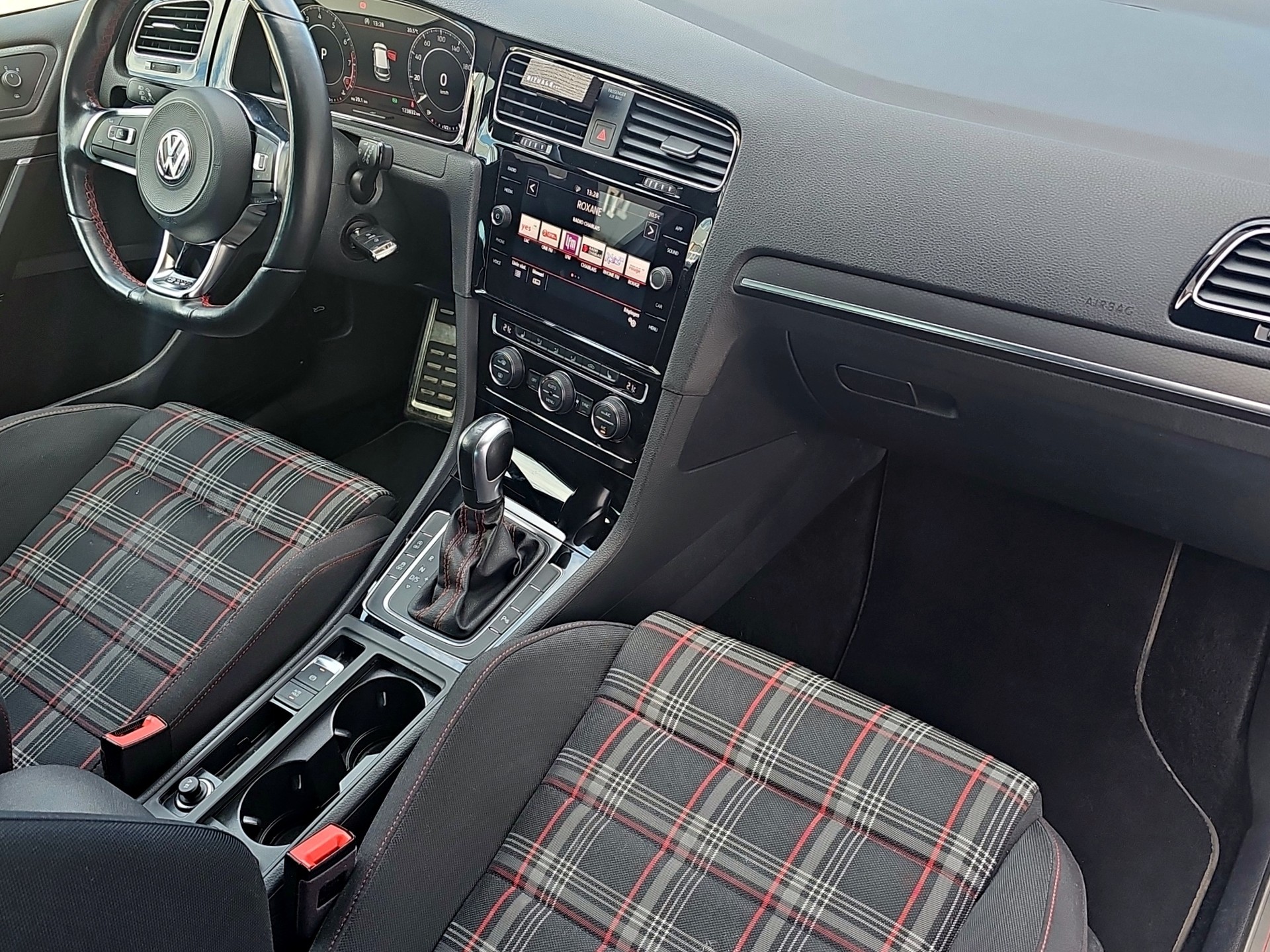 VW Golf 2.0 TSI GTI Performance DSG-image-21