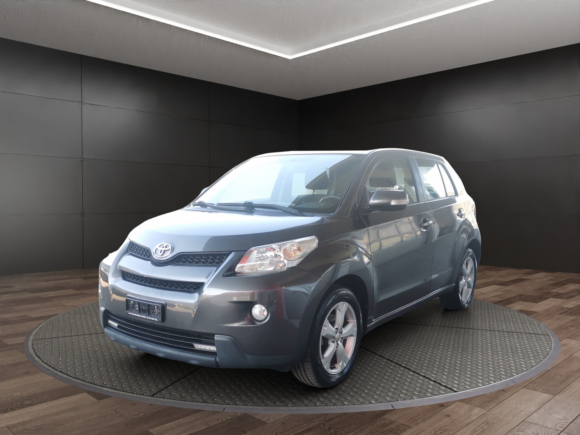 TOYOTA UrbanCruiser 1.4 D-4D Linea Terra 4WD-image-1