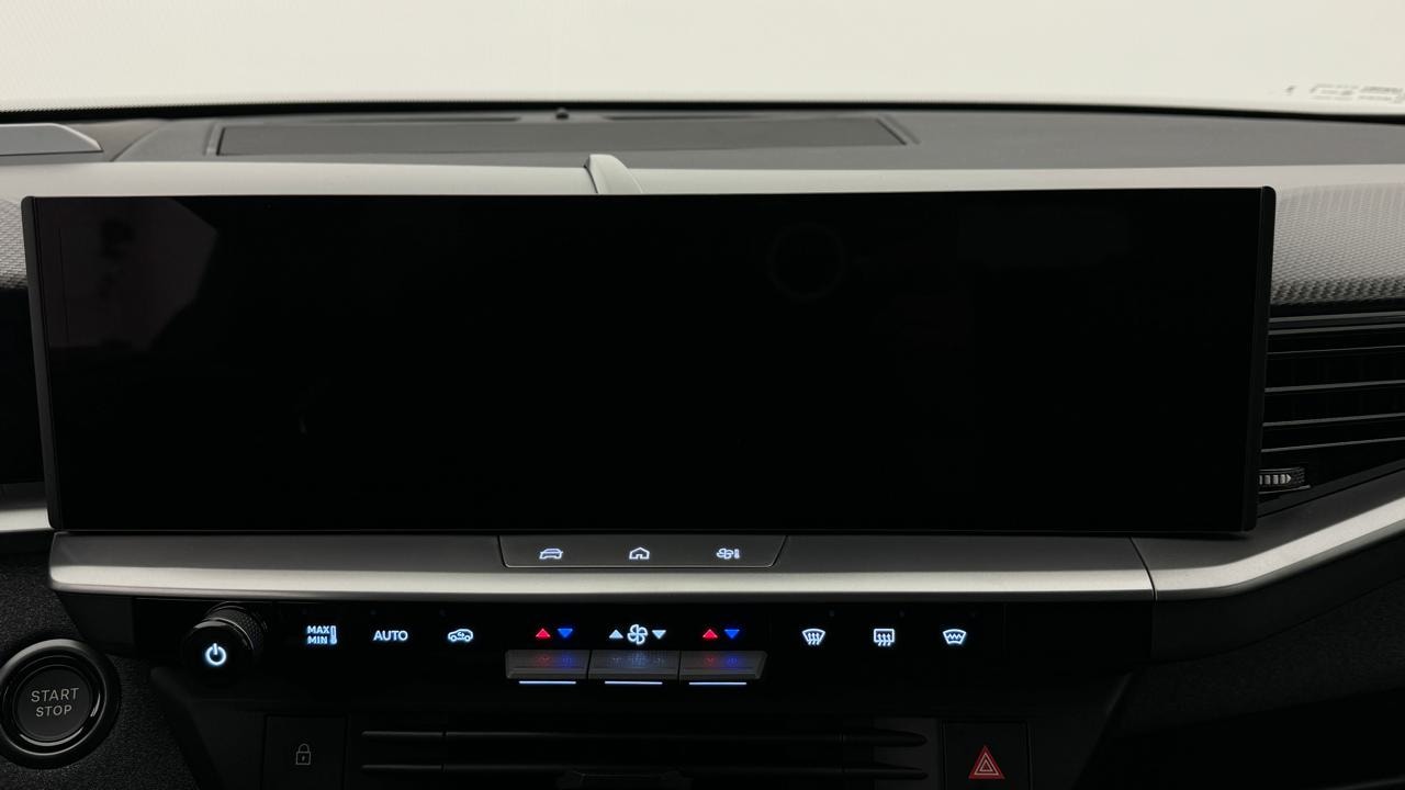 OPEL Grandland 1.6PHEV Ultimate eDCT-image-7