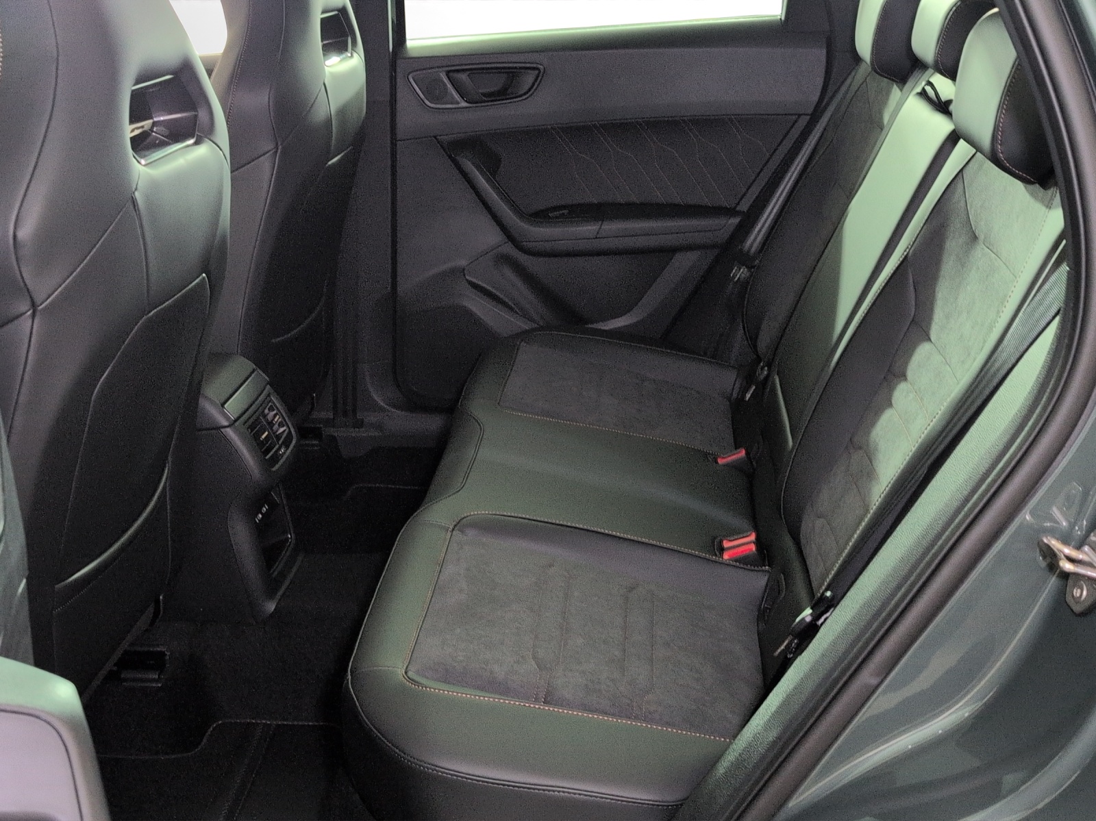 CUPRA Ateca 2.0TSI Inicio 4Drive DSG-image-7