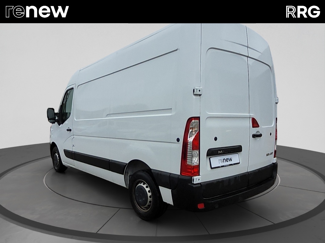 RENAULT Master T35 2.3 Blue dCi 135 L2H2-image-4
