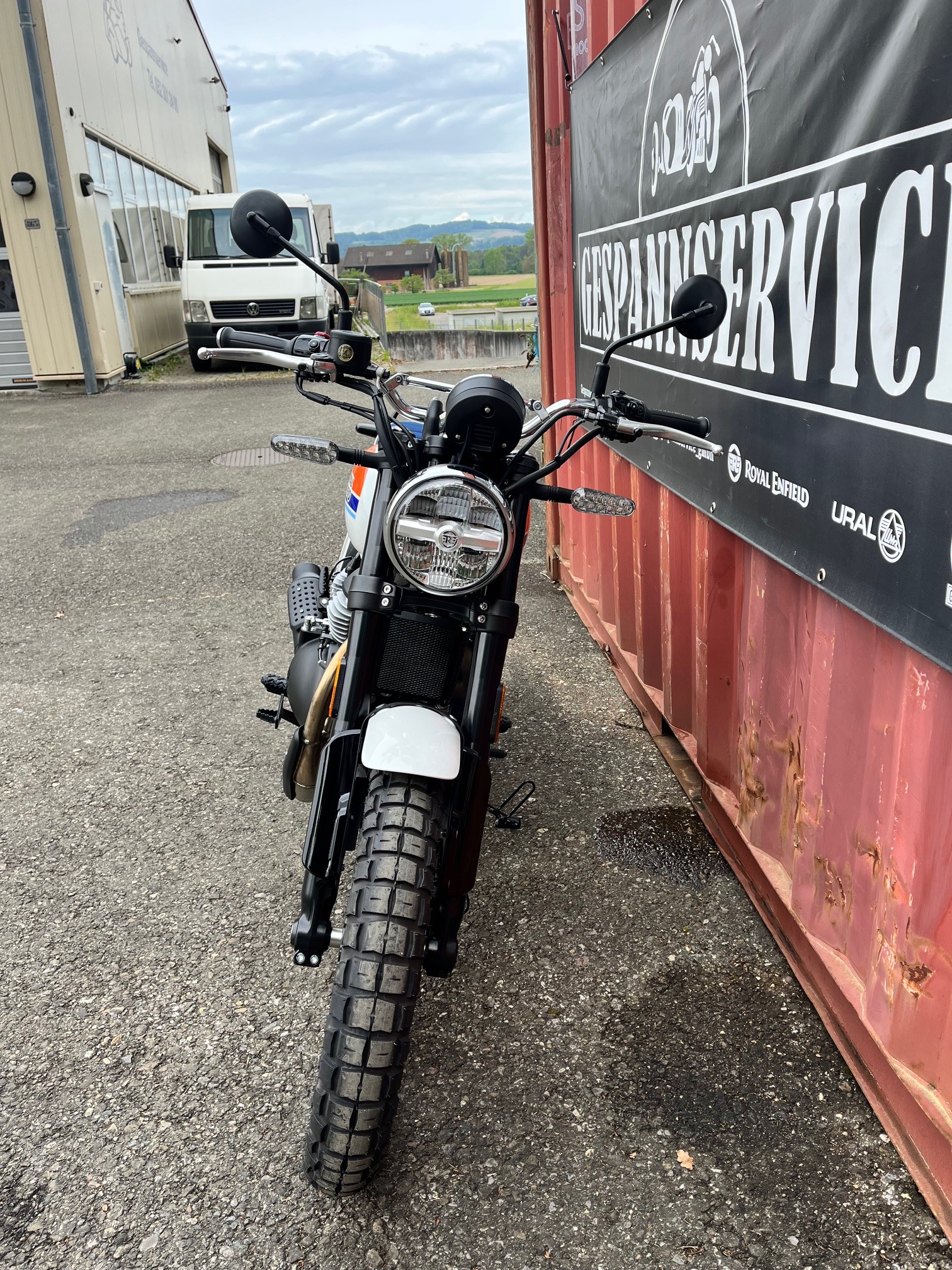 ROYAL ENFIELD Interceptor 650-image-6