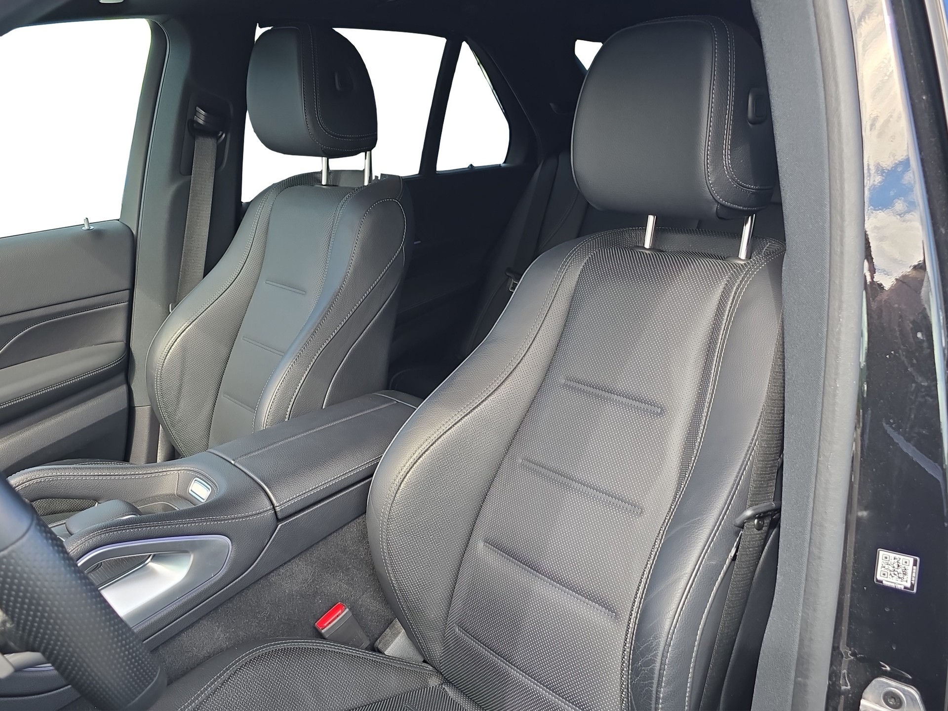 MERCEDES-BENZ GLE 400 d 4Matic AMG Line 9G-Tronic-image-7