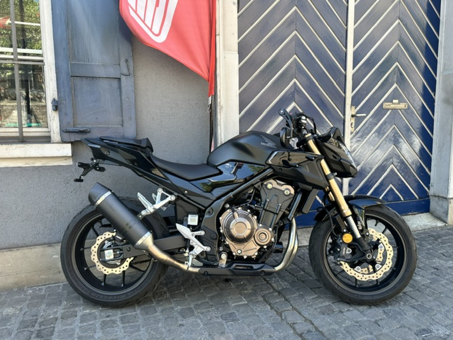 HONDA CB 500 F TOP Occasion mit wenig Kilometer