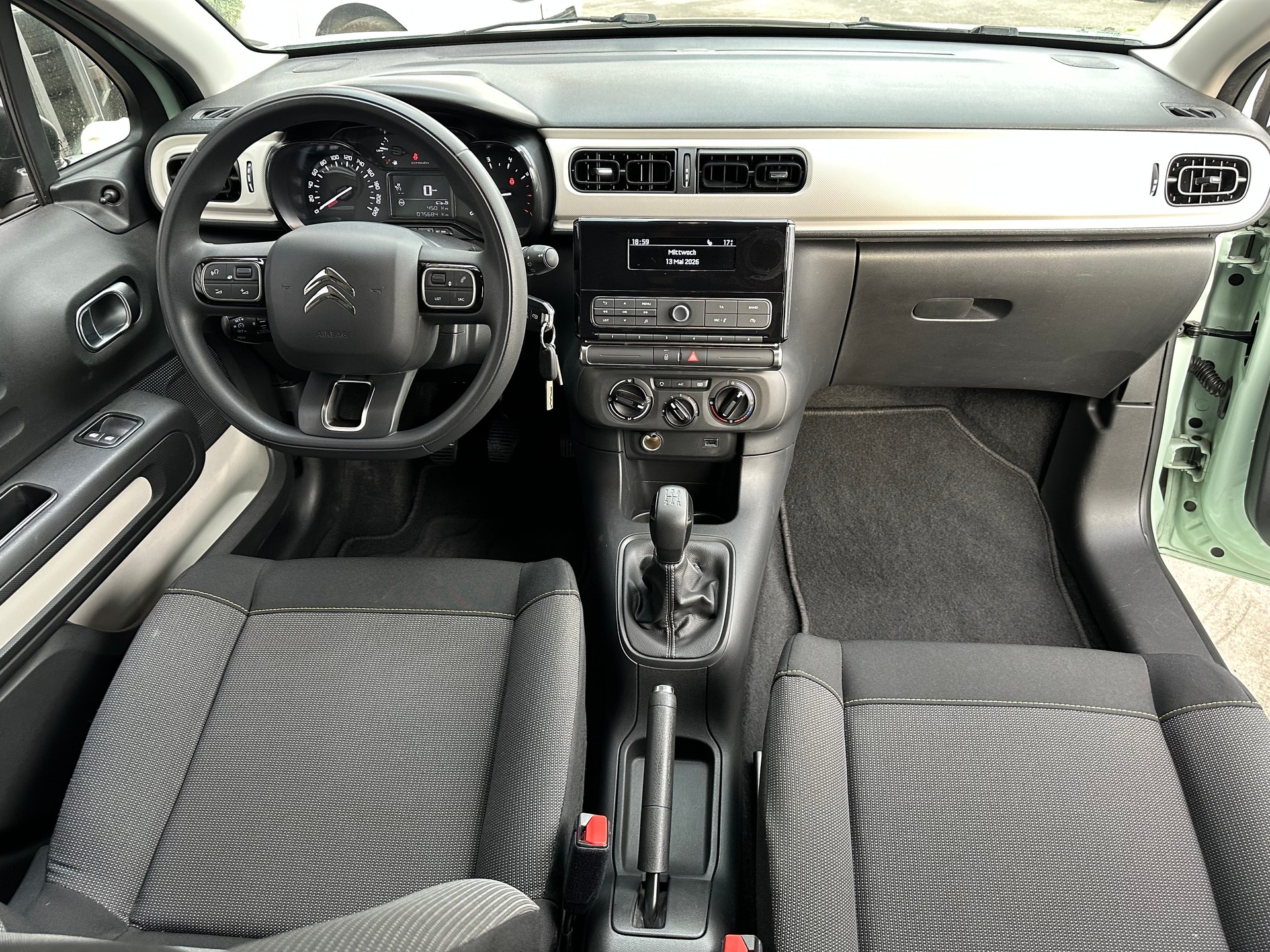 CITROEN C3 1.2i PureTech Live-image-13