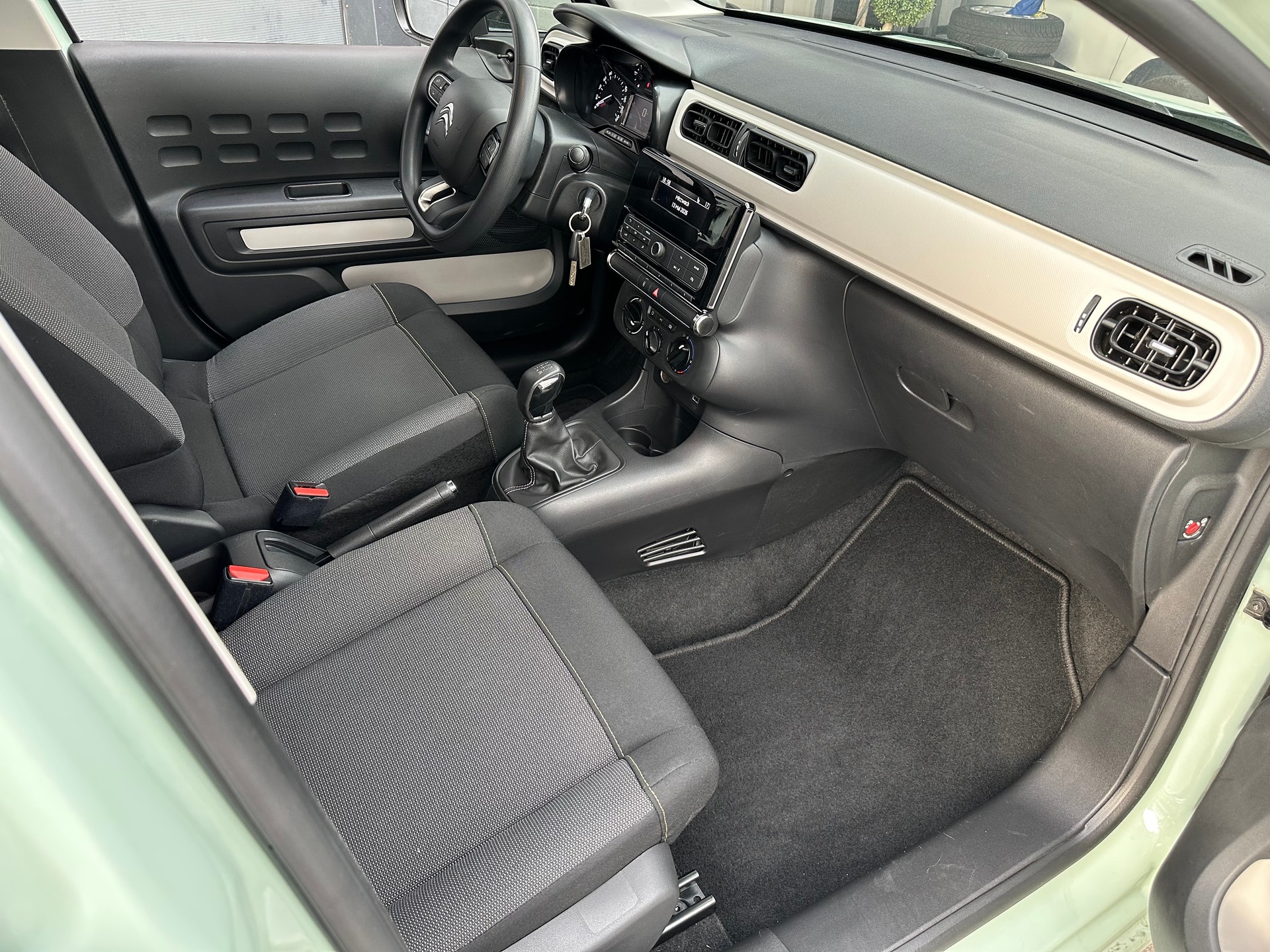 CITROEN C3 1.2i PureTech Live-image-7