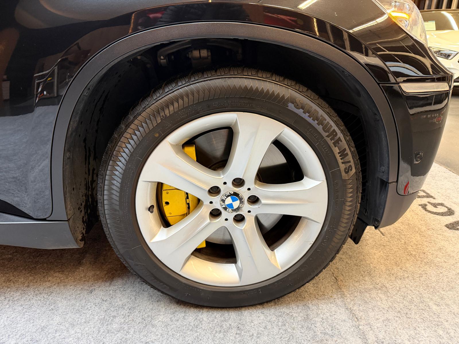 BMW X6 M50d-image-9