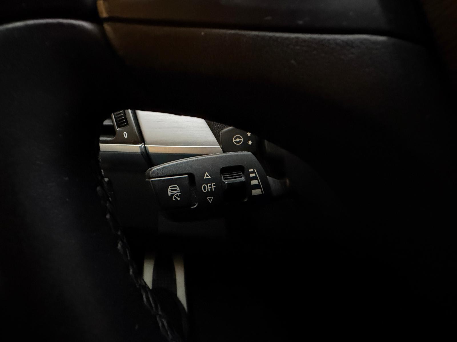 BMW X6 M50d-image-23