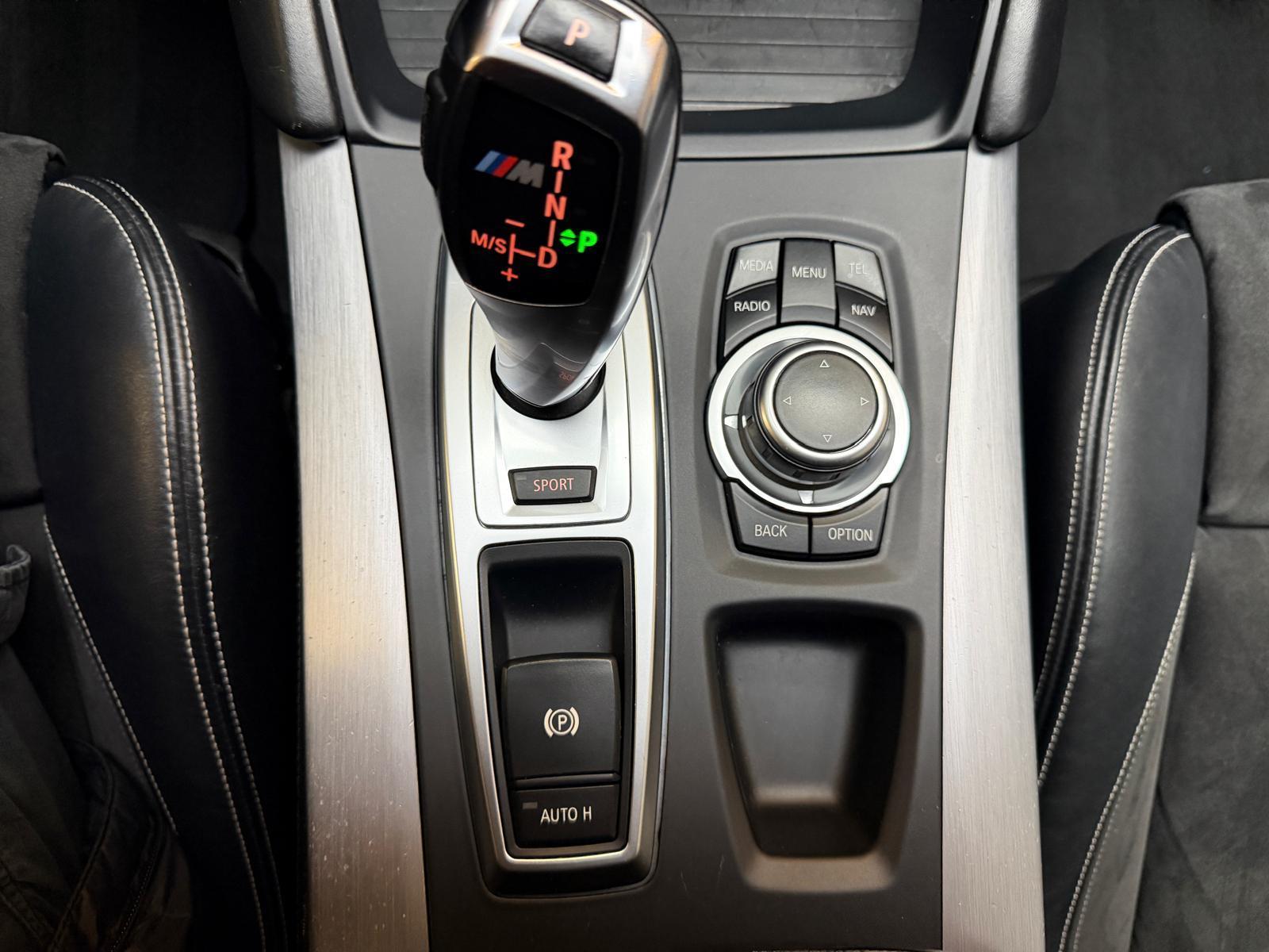 BMW X6 M50d-image-24
