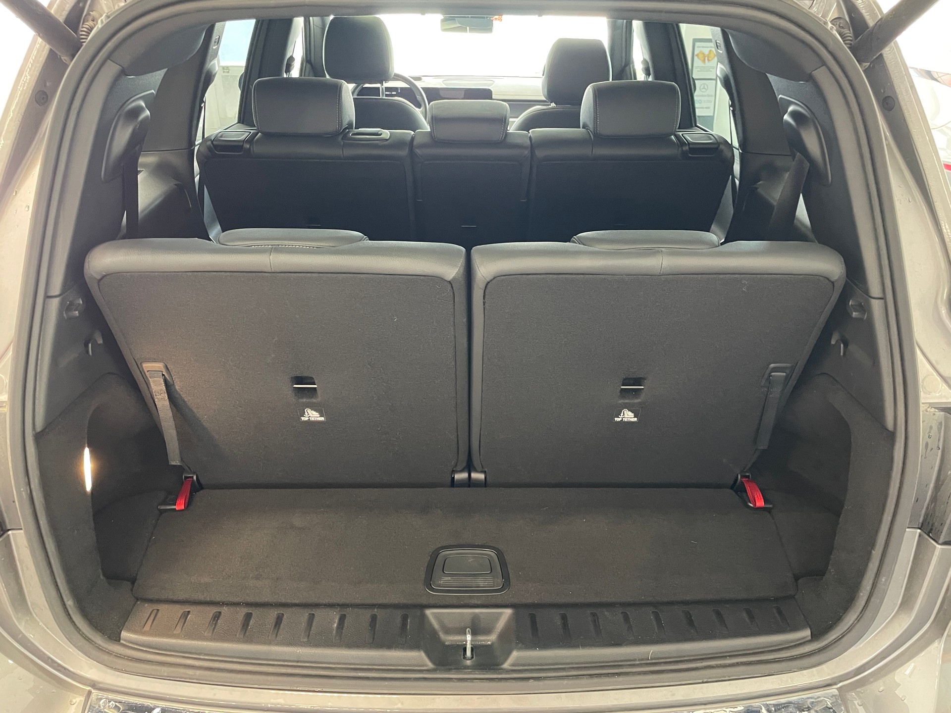 MERCEDES-BENZ EQB 350 AMG Line 4Matic 7 places-image-6