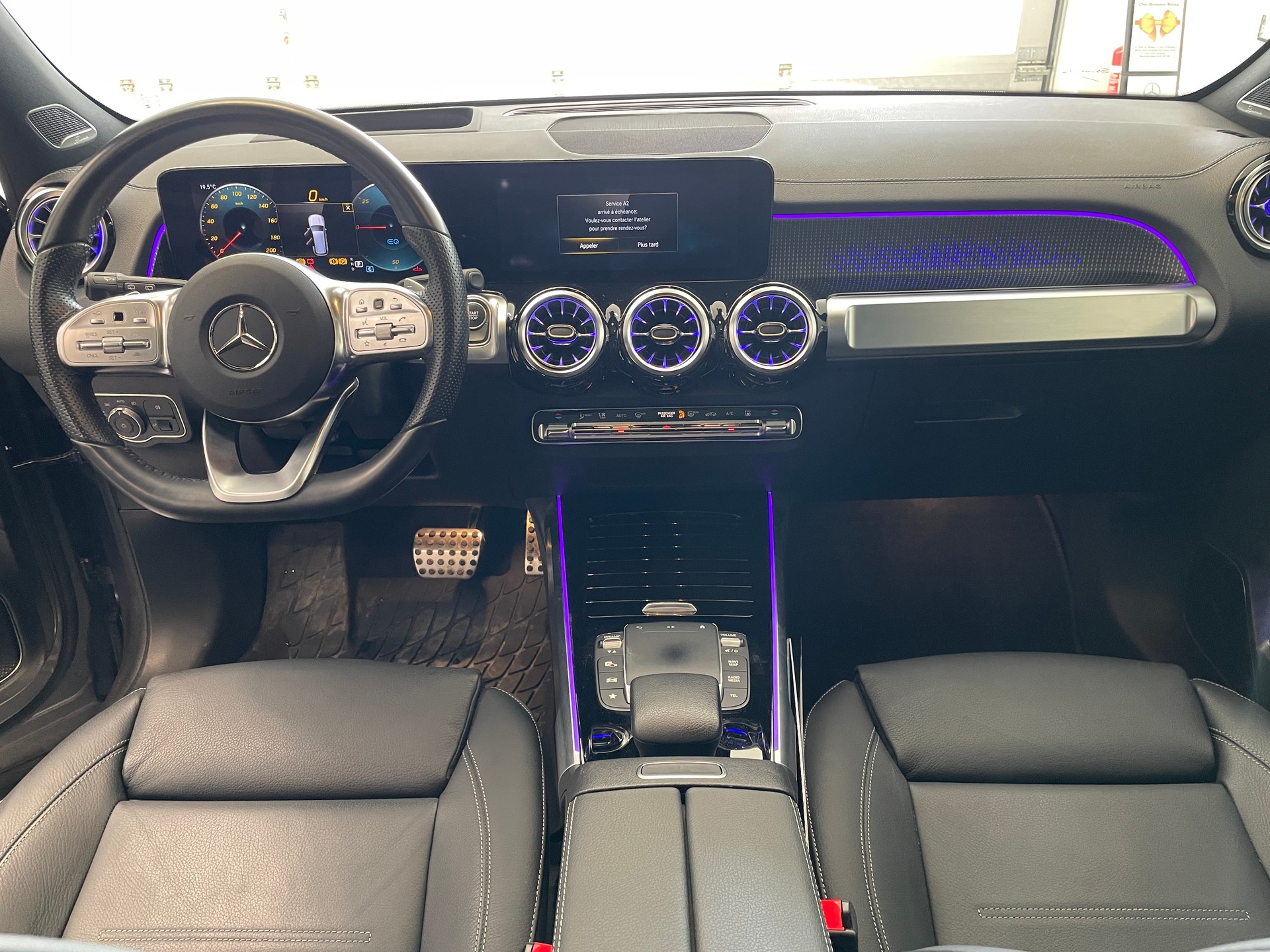 MERCEDES-BENZ EQB 350 AMG Line 4Matic 7 places-image-10