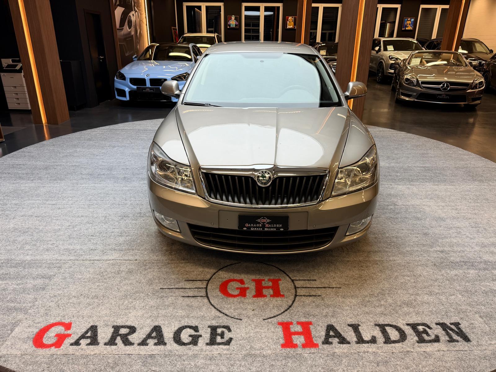 SKODA Octavia Combi 1.8 T-FSI Ambiente-showroom-element-2