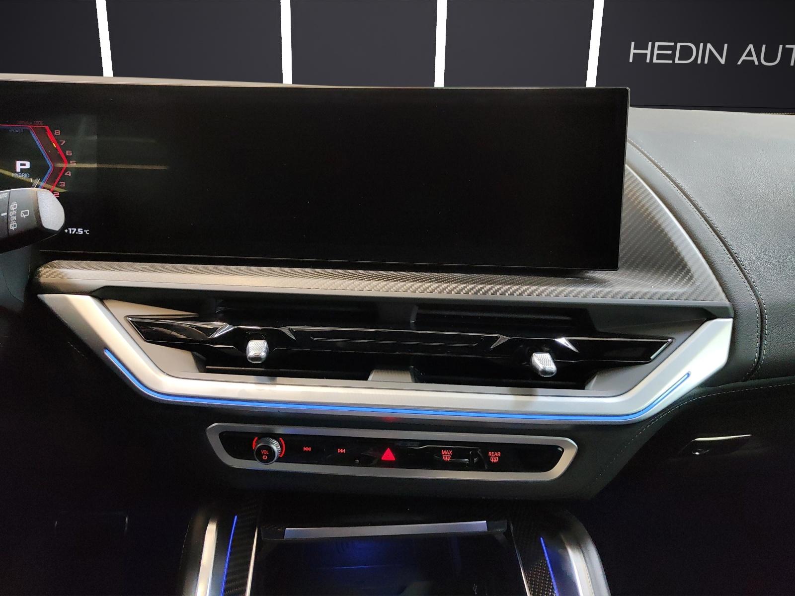 BMW XM 50e Plug-in Hybrid-image-13