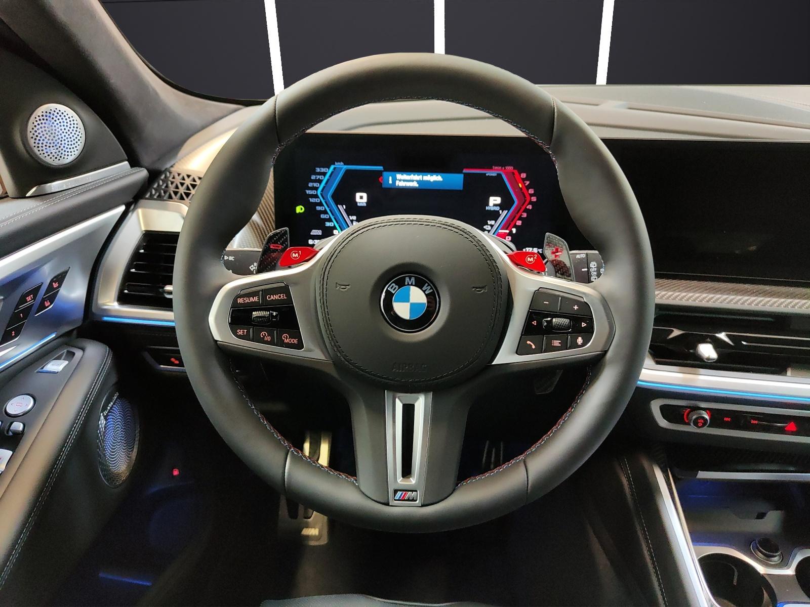 BMW XM 50e Plug-in Hybrid-image-11