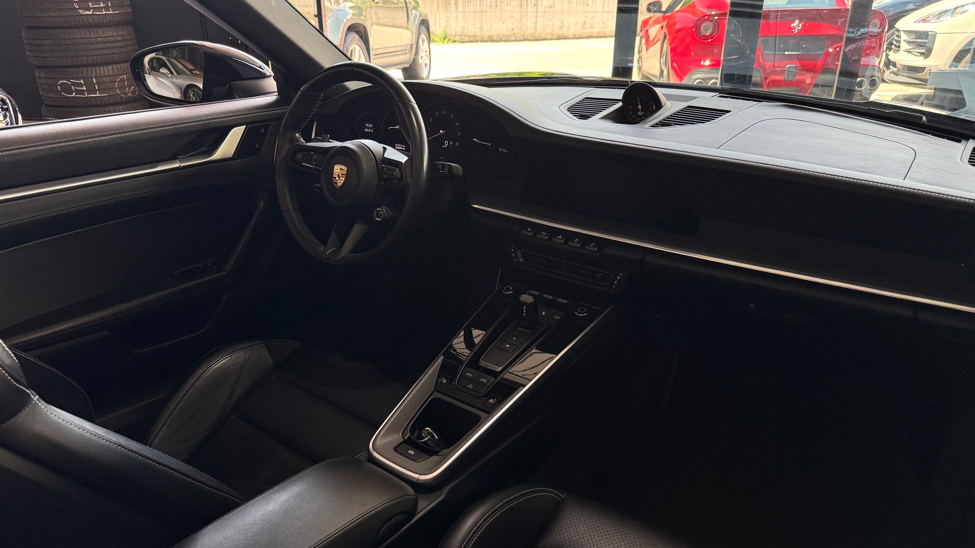 PORSCHE 911 Carrera 4S Cabriolet PDK-image-12